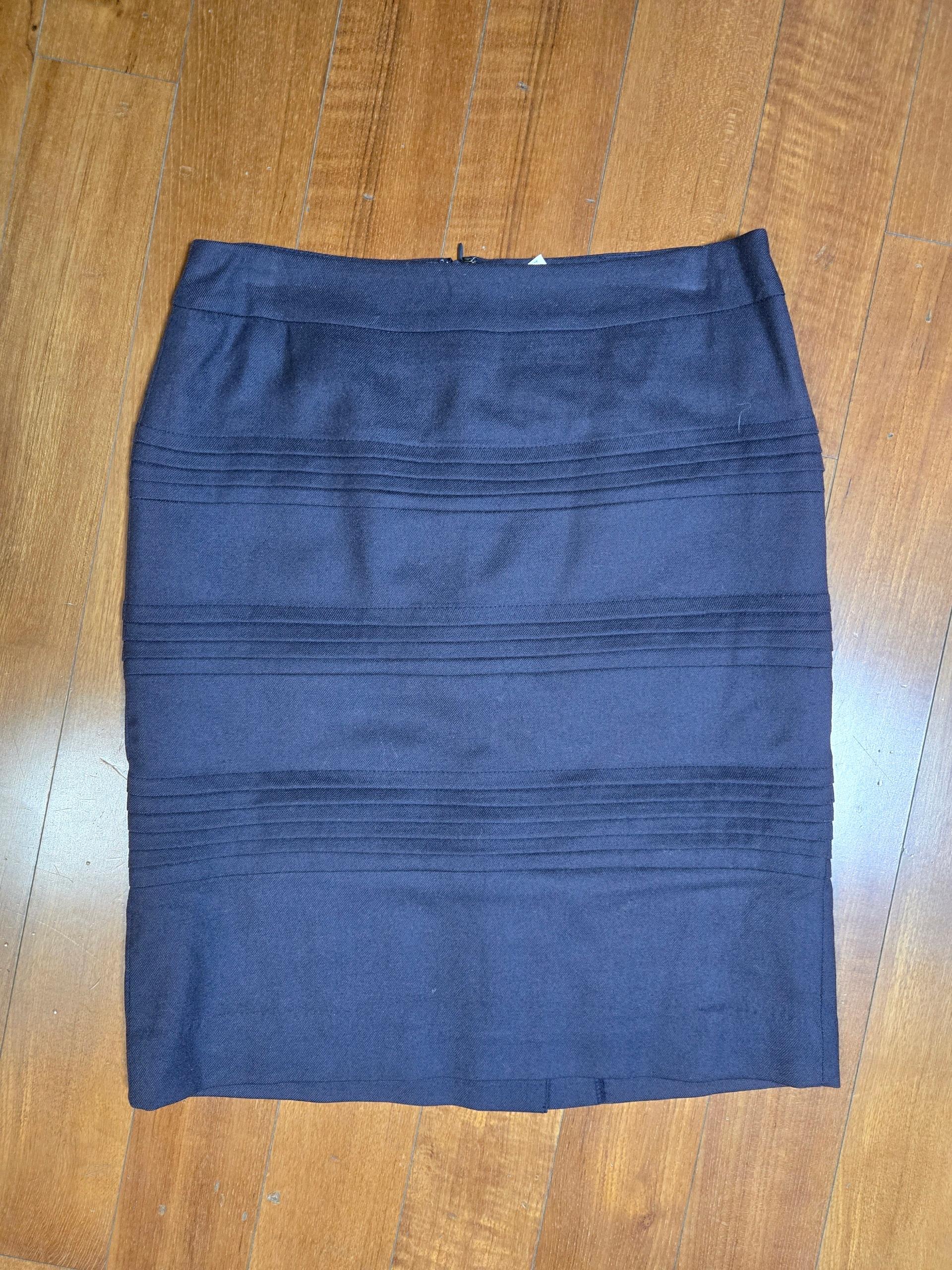 여성 진한 보라색 치마 2