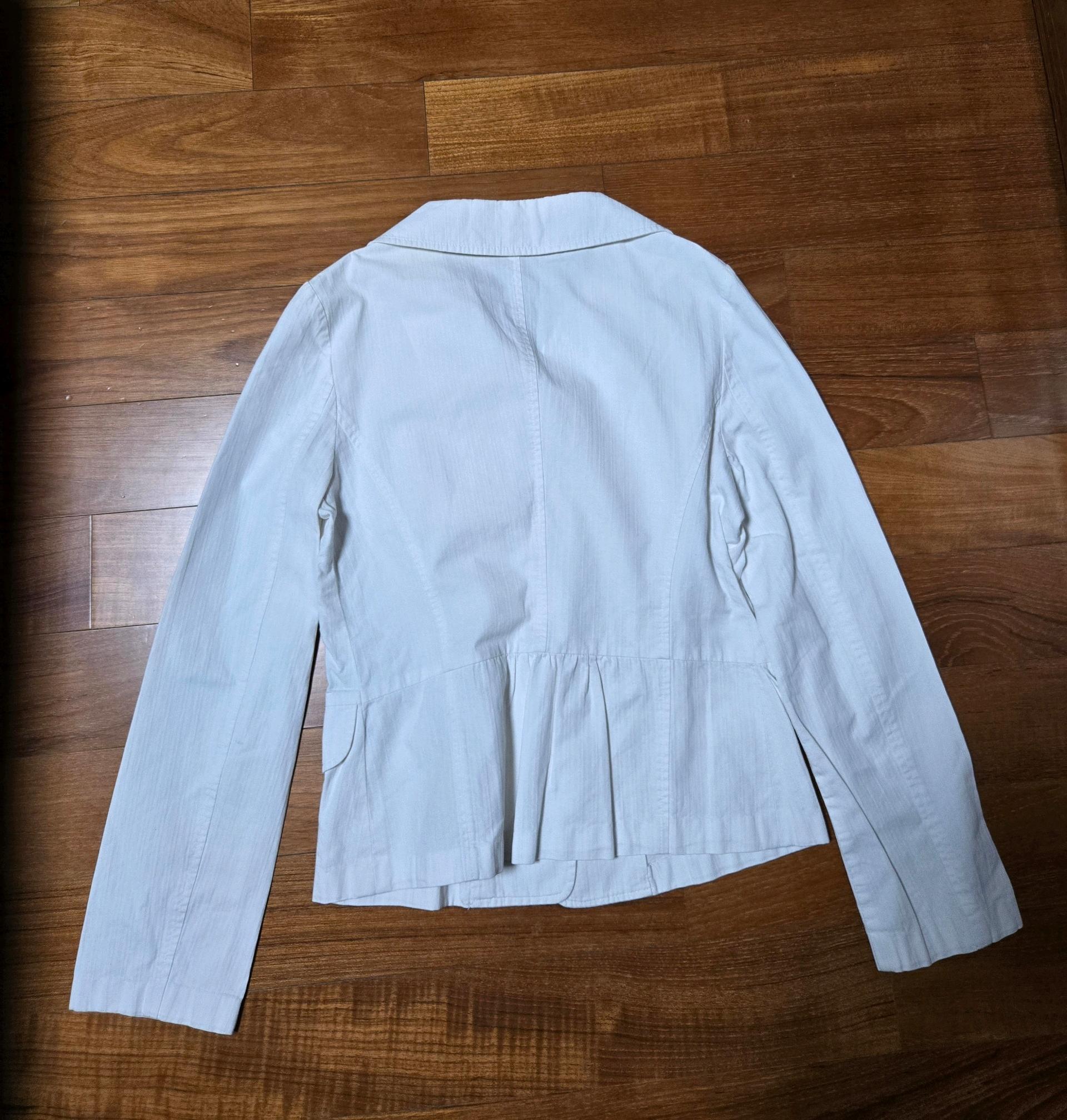 여성 화이트 자켓 3