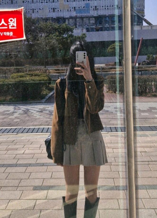 (착샷O)라퍼지포우먼 인시전 스웨이드 레이싱 자켓 3