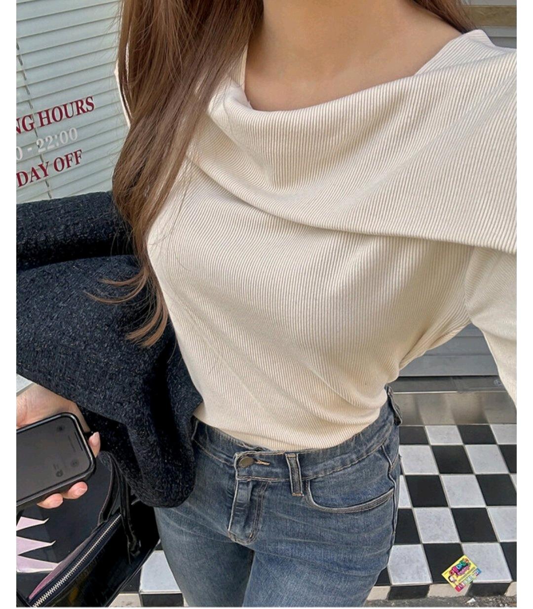 오프숄더 느낌 언발 카라 골지 티셔츠 4