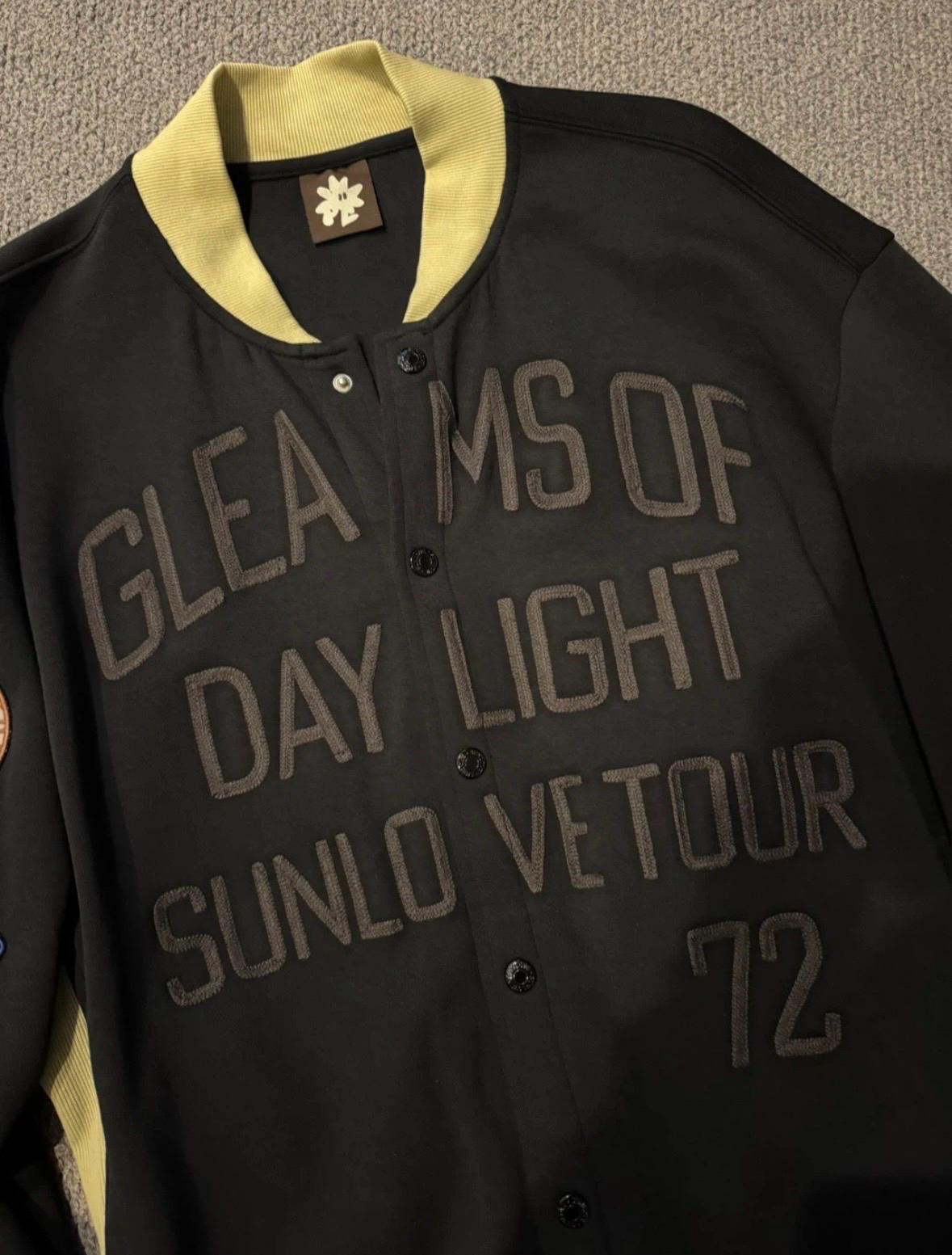 썬러브 Champion Jacket Black 4