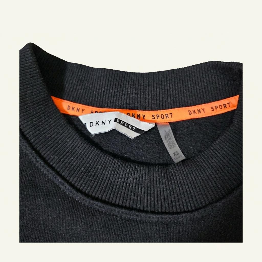 DKNY 크롭 티셔츠 1