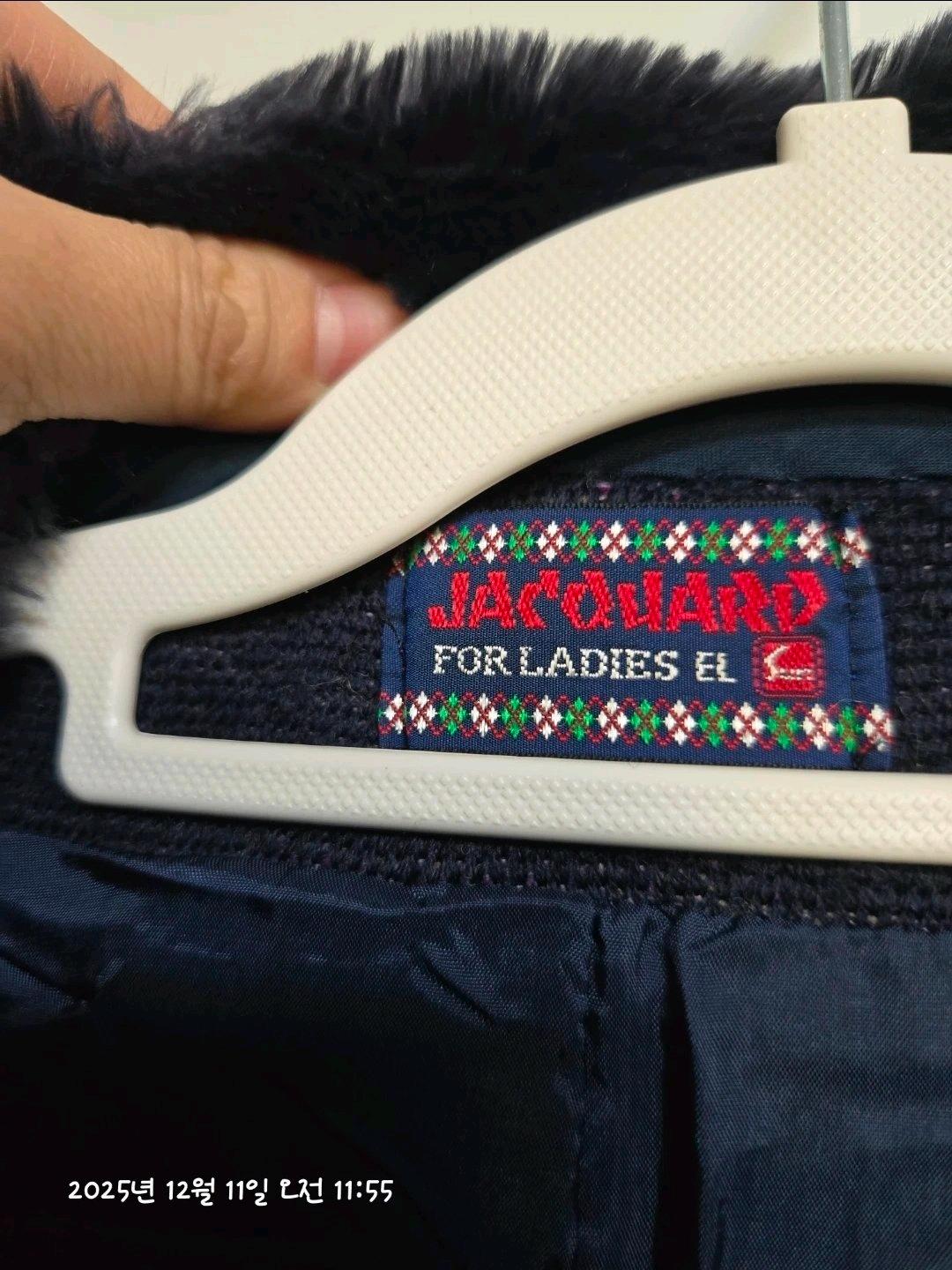 일빈 Jacquard 플라워 패턴 코트 5
