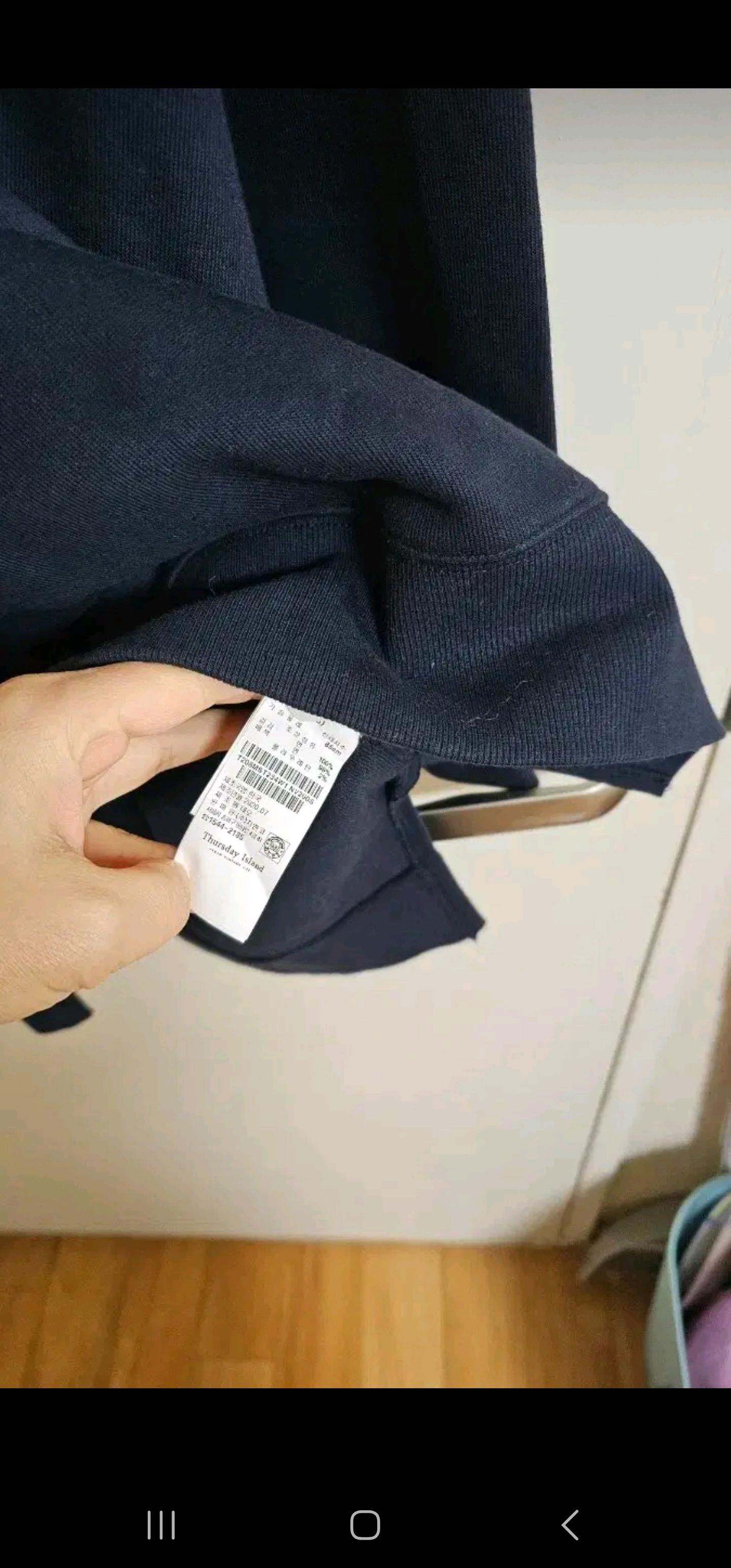 써스데이아일랜드 로고 자수 오버핏 스웻셔츠  9