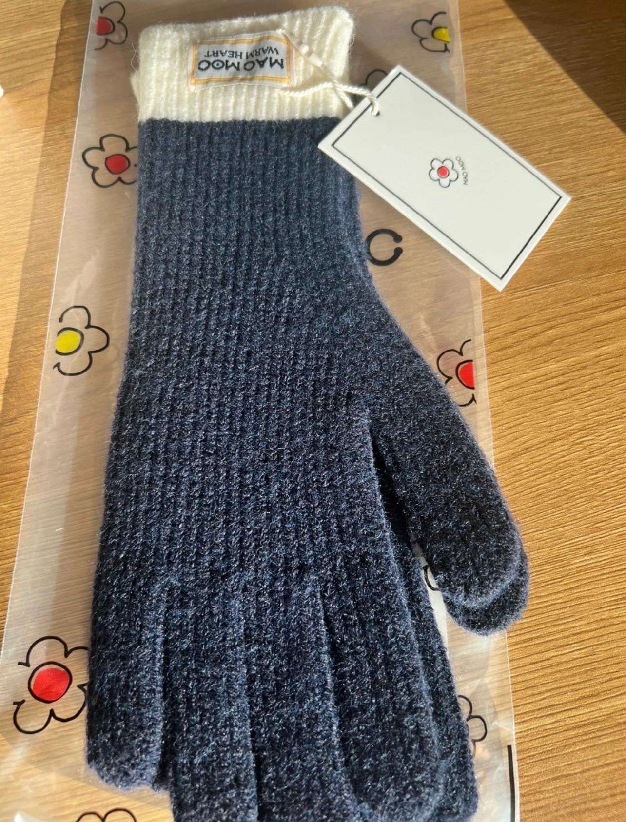 마크모크 핑거홀 터치 장갑 다크 네이비 판매합니다 3