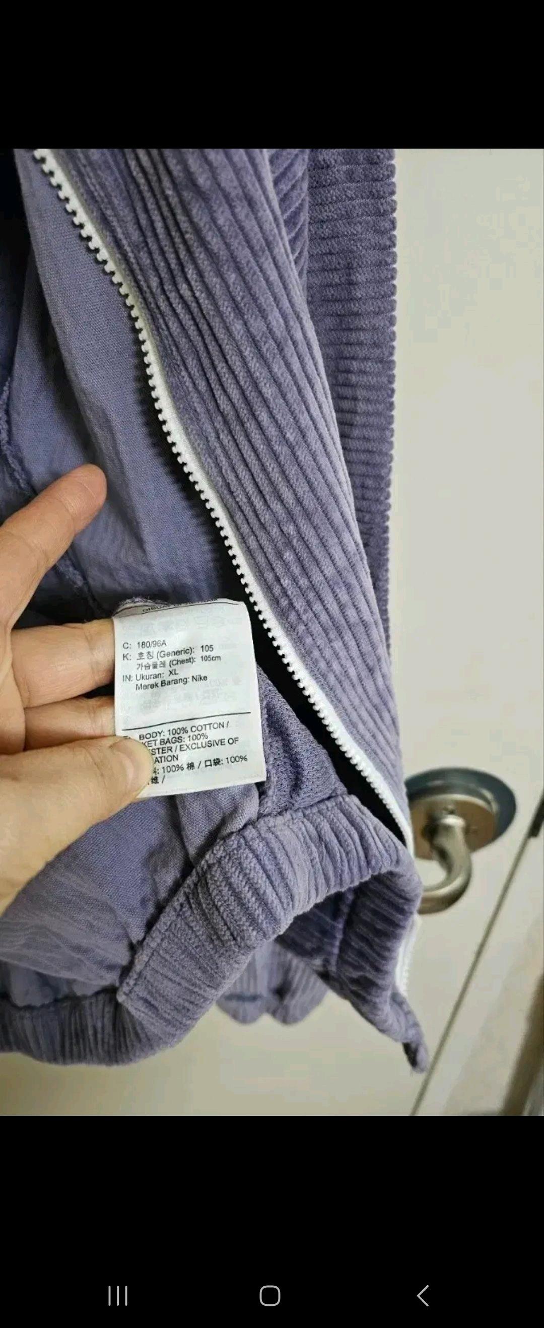 나이키 헤리티지 코듀로이 윈드러너 남녀공용 9