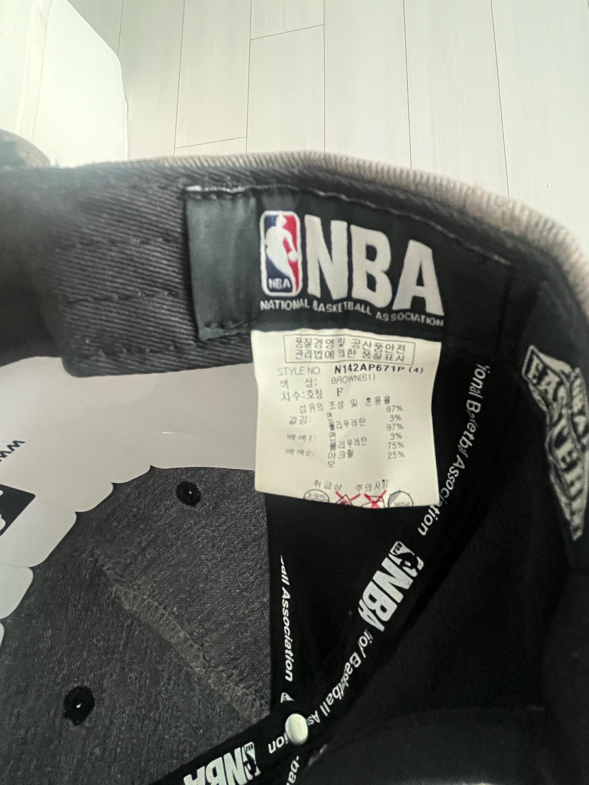 NBA 필라델피아 식서스 레오파드 스냅백 6