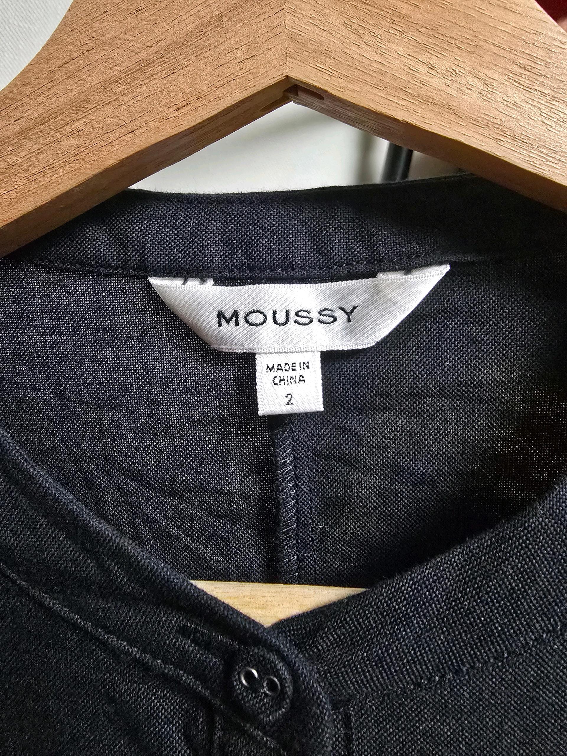 moussy 9