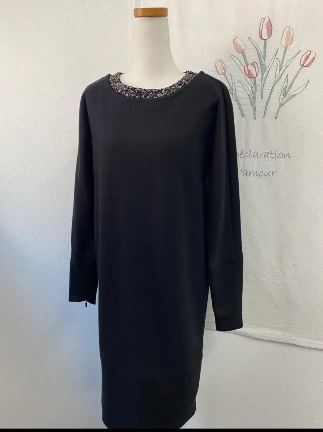 막스마라 (MAX MARA)넥 비즈장식 탈부착 양모 원피스 5
