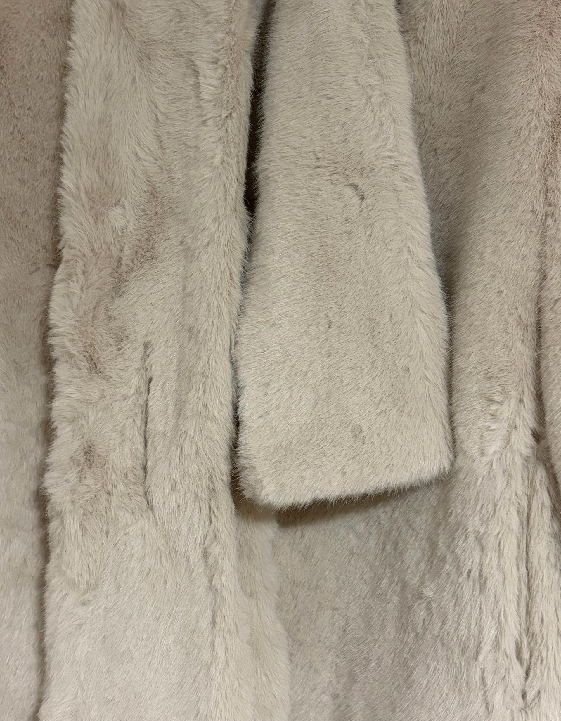 비바셔스 퍼자켓 Col Noue Fur Jacket  4