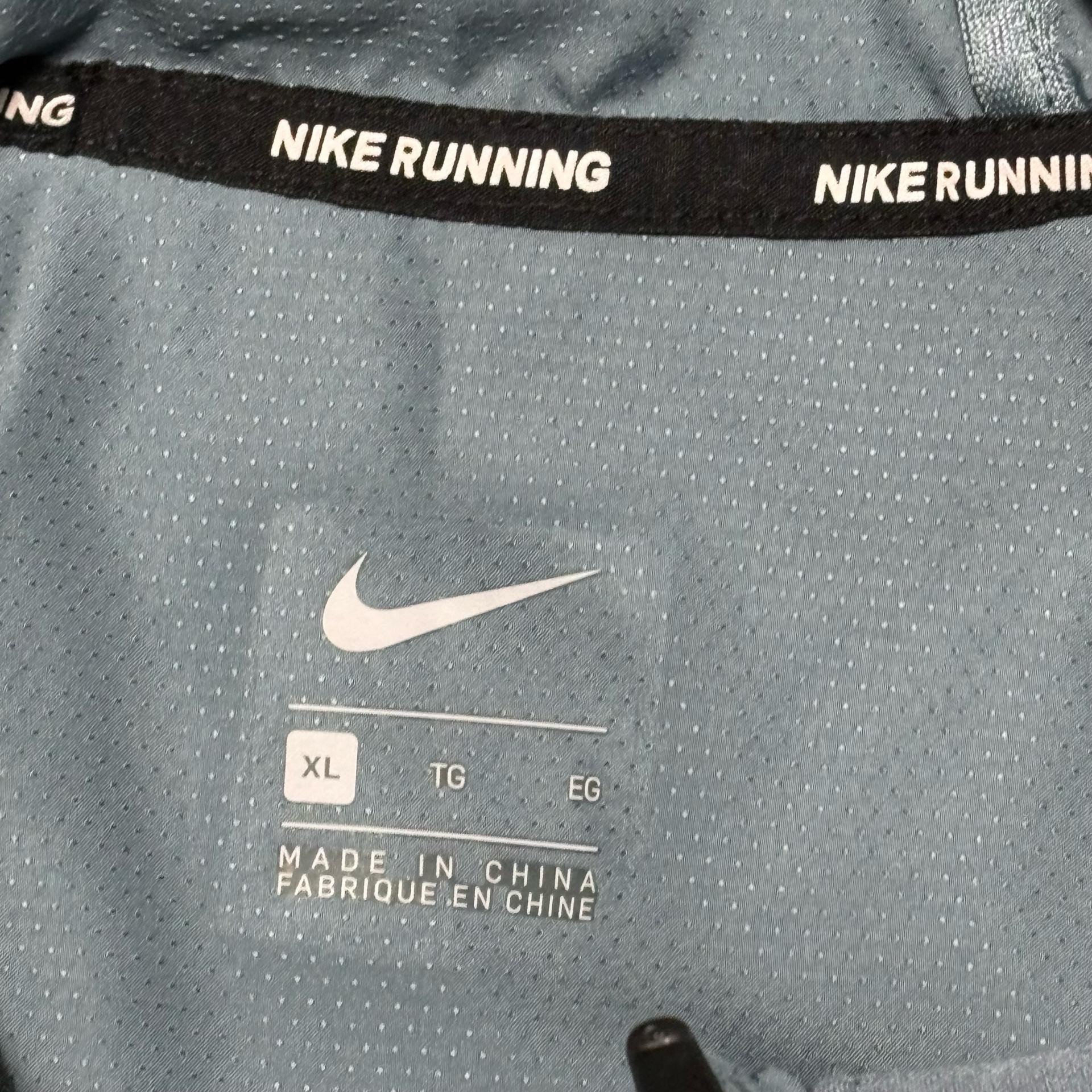 Nike 러닝 블루 그레이 스우시 바람막이 4