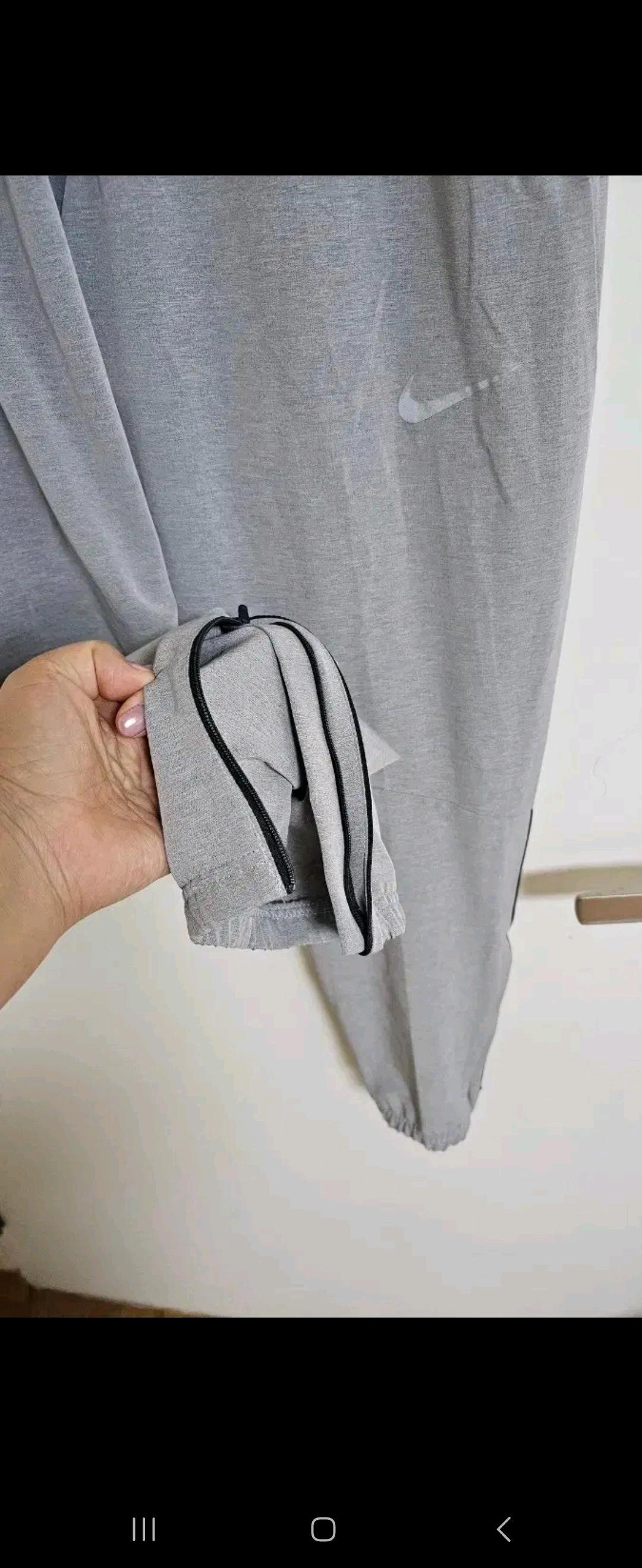나이키 에센셜 우븐러닝팬츠 8