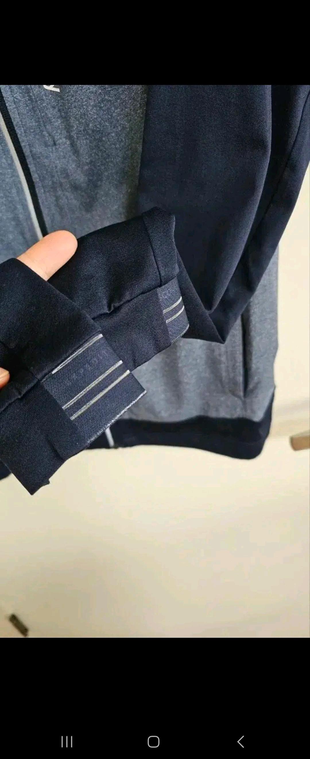 디스커버리 트레이닝복 6