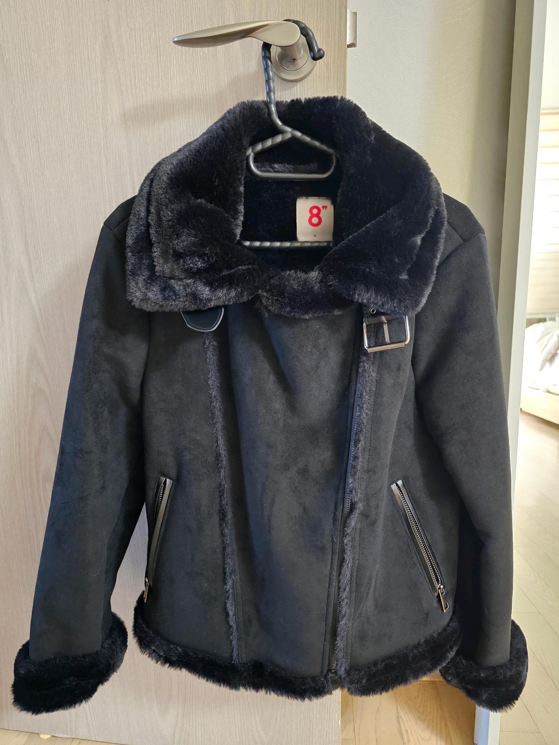 에잇세컨즈 무스탕 3
