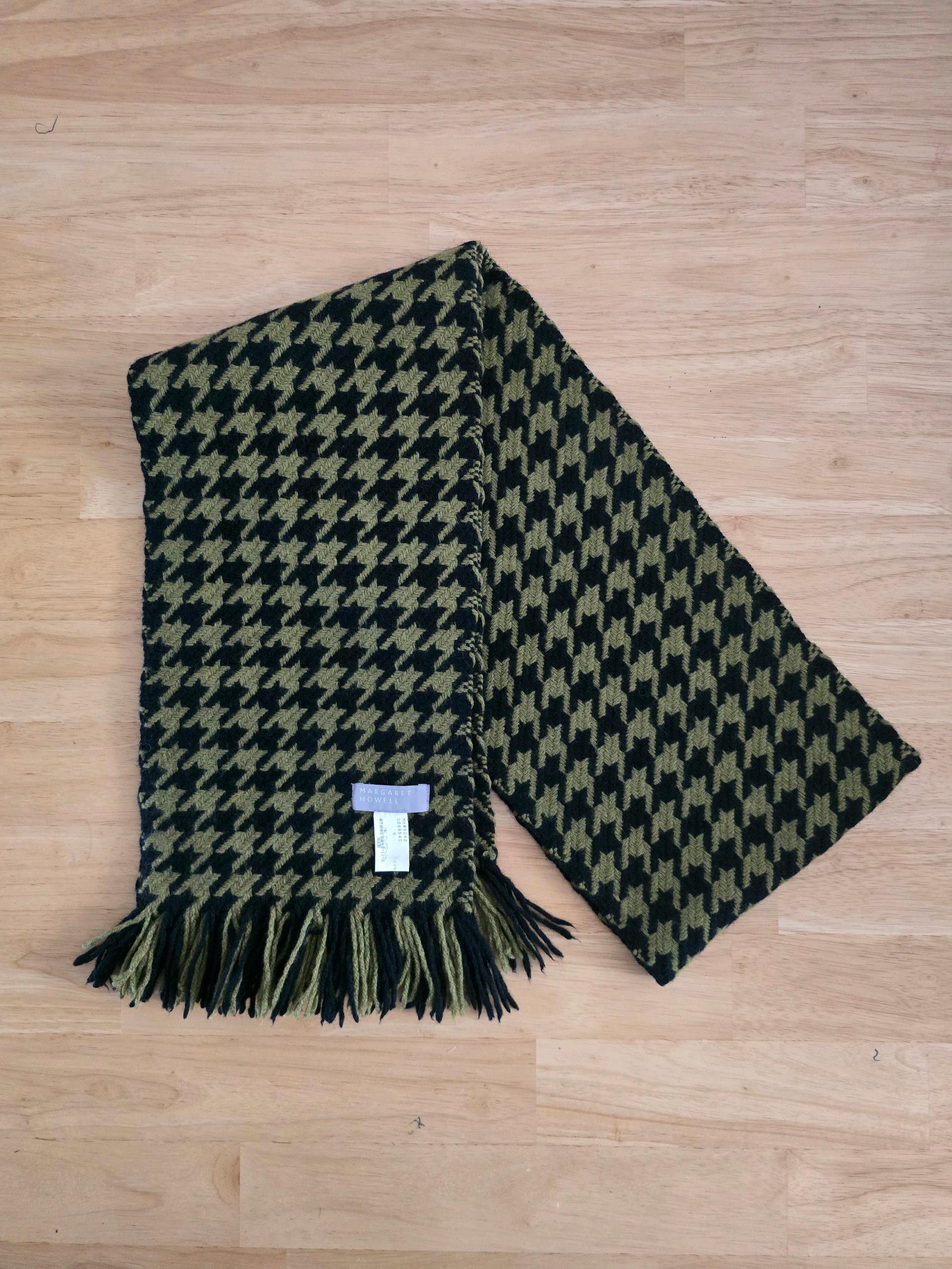 [마가렛호웰] 올리브그린 블랙 houndstooth 울머플러  8
