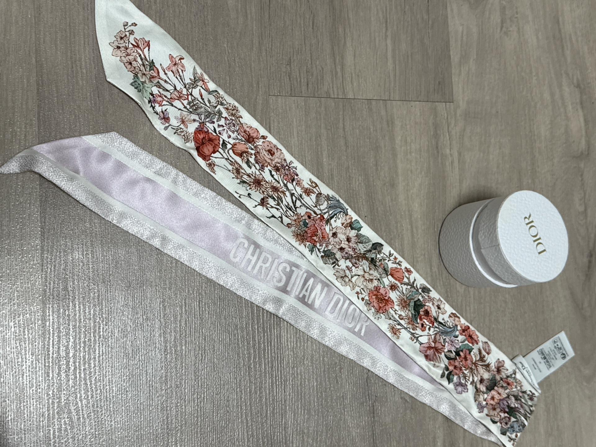 크리스챤 디올 4 Saisons Hiver 미차 방도 스카프 4