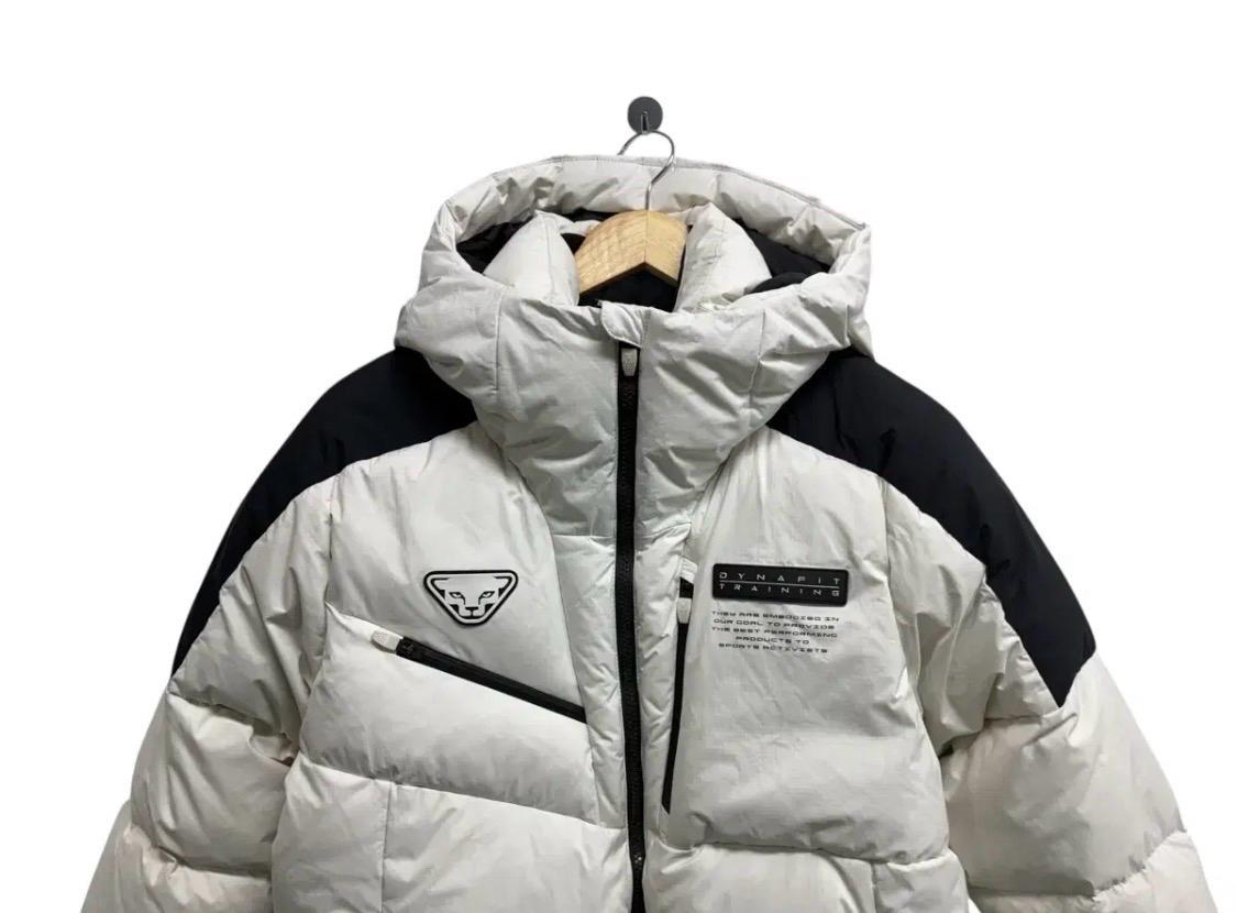 다이나핏 화이트 덕다운 패딩 S-M 3