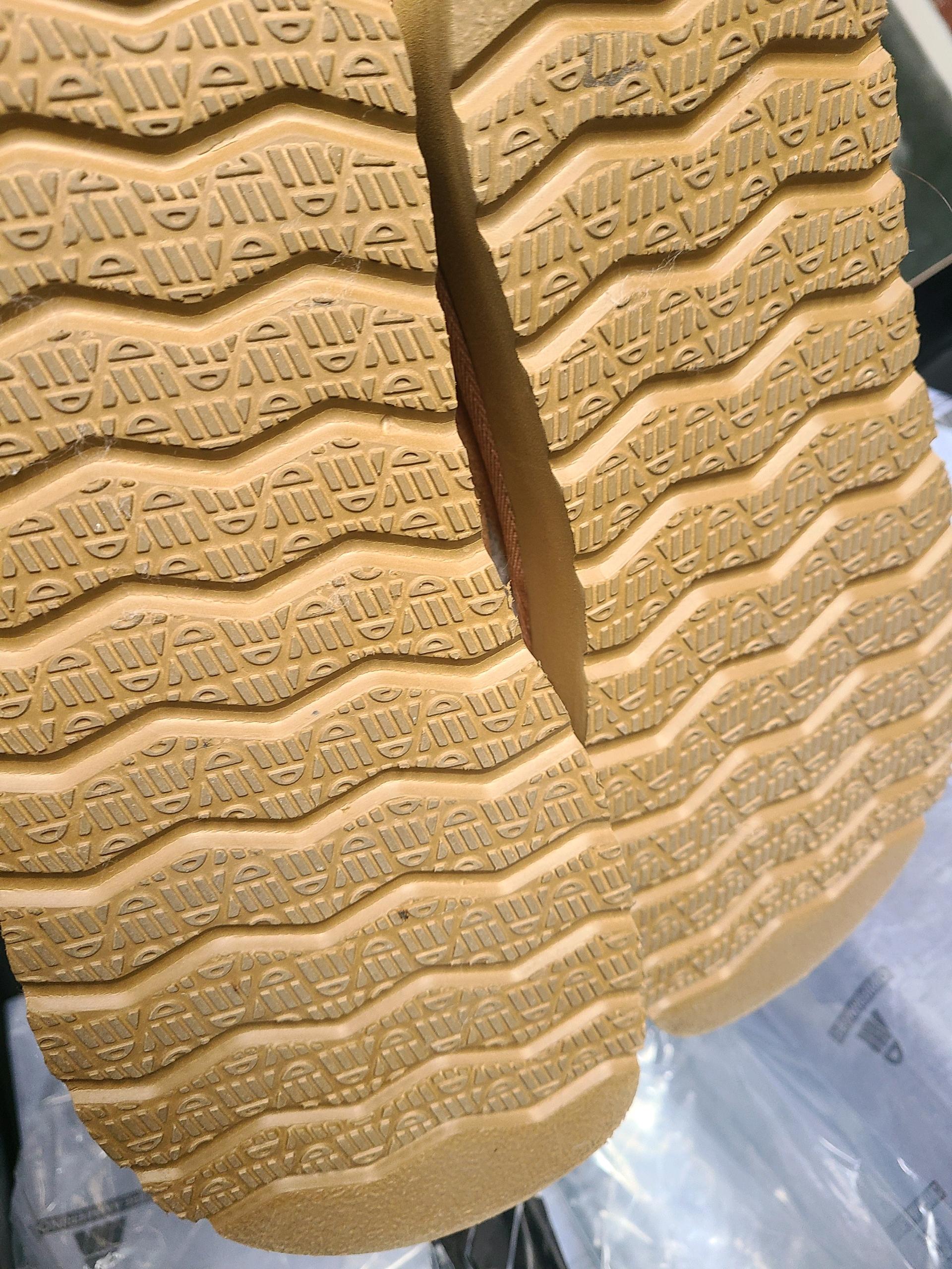 ugg 어그 250사이즈 굽4cm 7