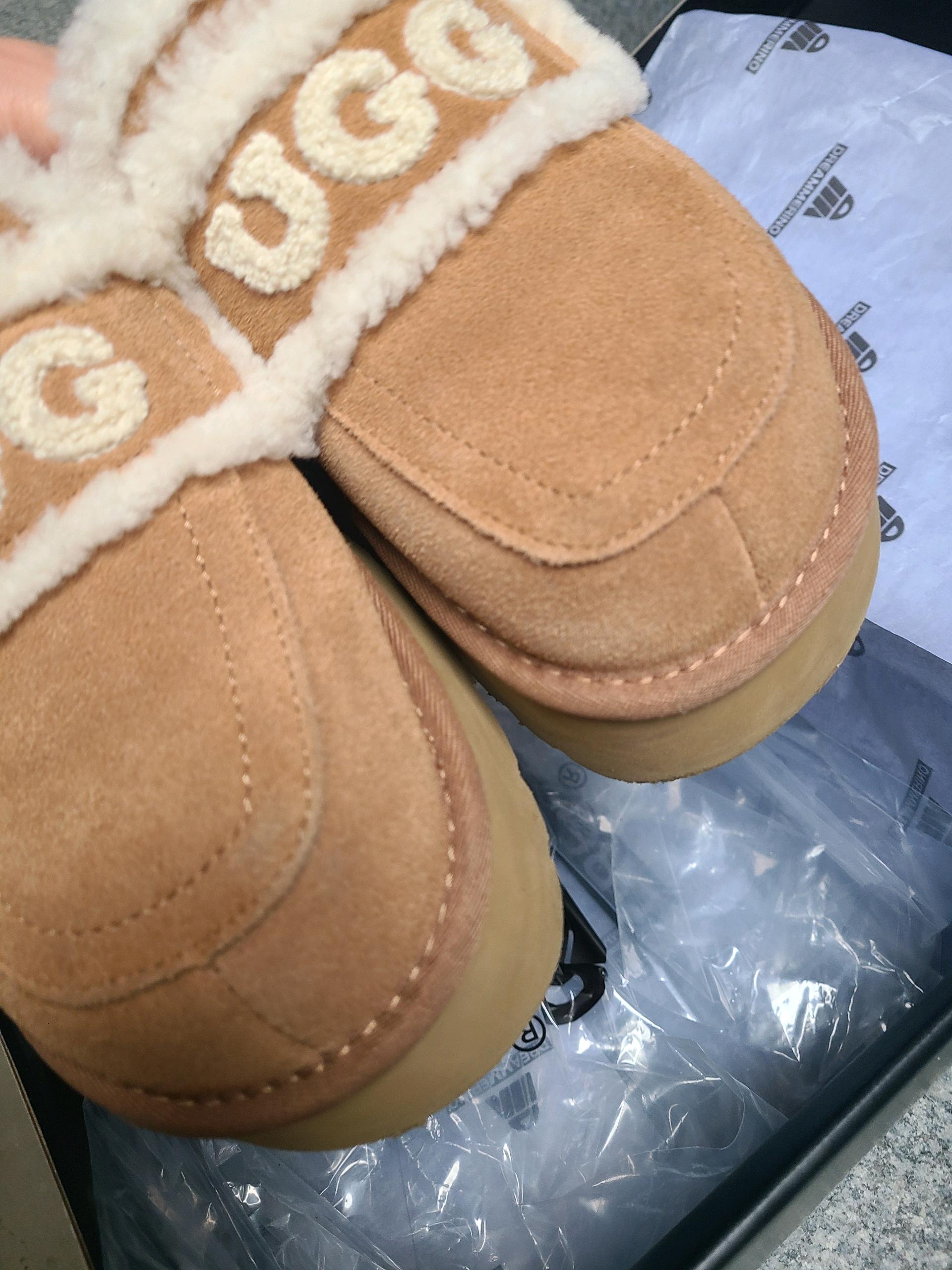 ugg 어그 250사이즈 굽4cm 6