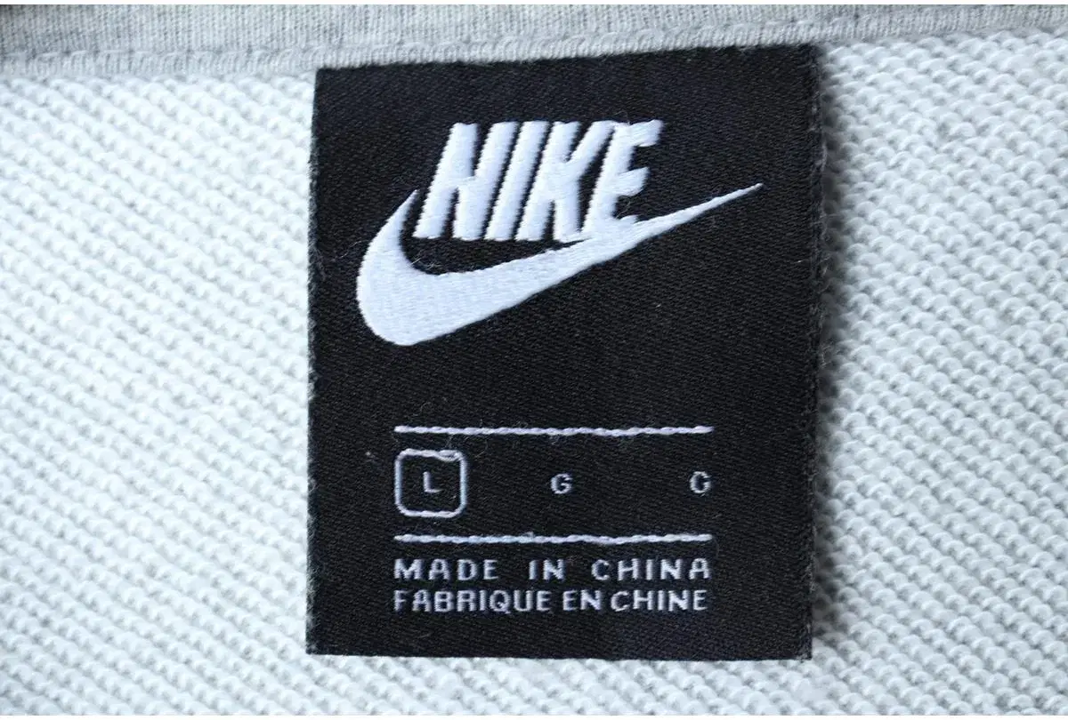 (L) NIKE 나이키 맨투맨 티셔츠 스몰로고 그레이 올드스쿨 7