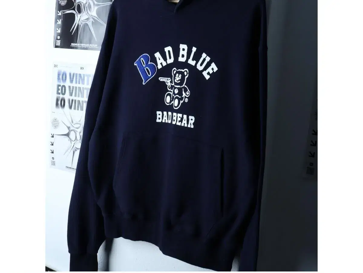 (S-M) BADBLUE 배드블루 후드티셔츠 빅로고 베어 이달소 진솔 워너 이승훈 착용 3