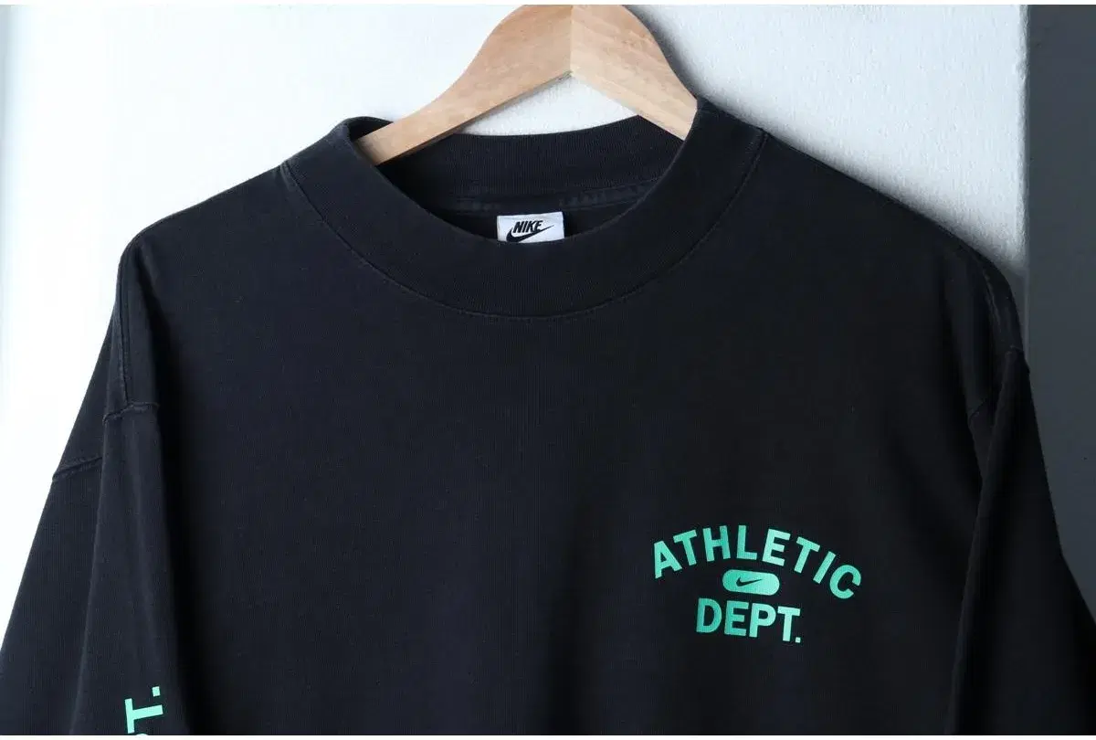 (L) NIKE 나이키 긴팔티셔츠 작은사용감 블랙 올드스쿨 7