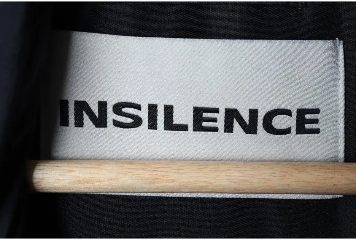 (M-XL) INSILENCE 인사일런스 패딩 점퍼자켓 블랙 놈코어 숏 M69 푸퍼 매물  8