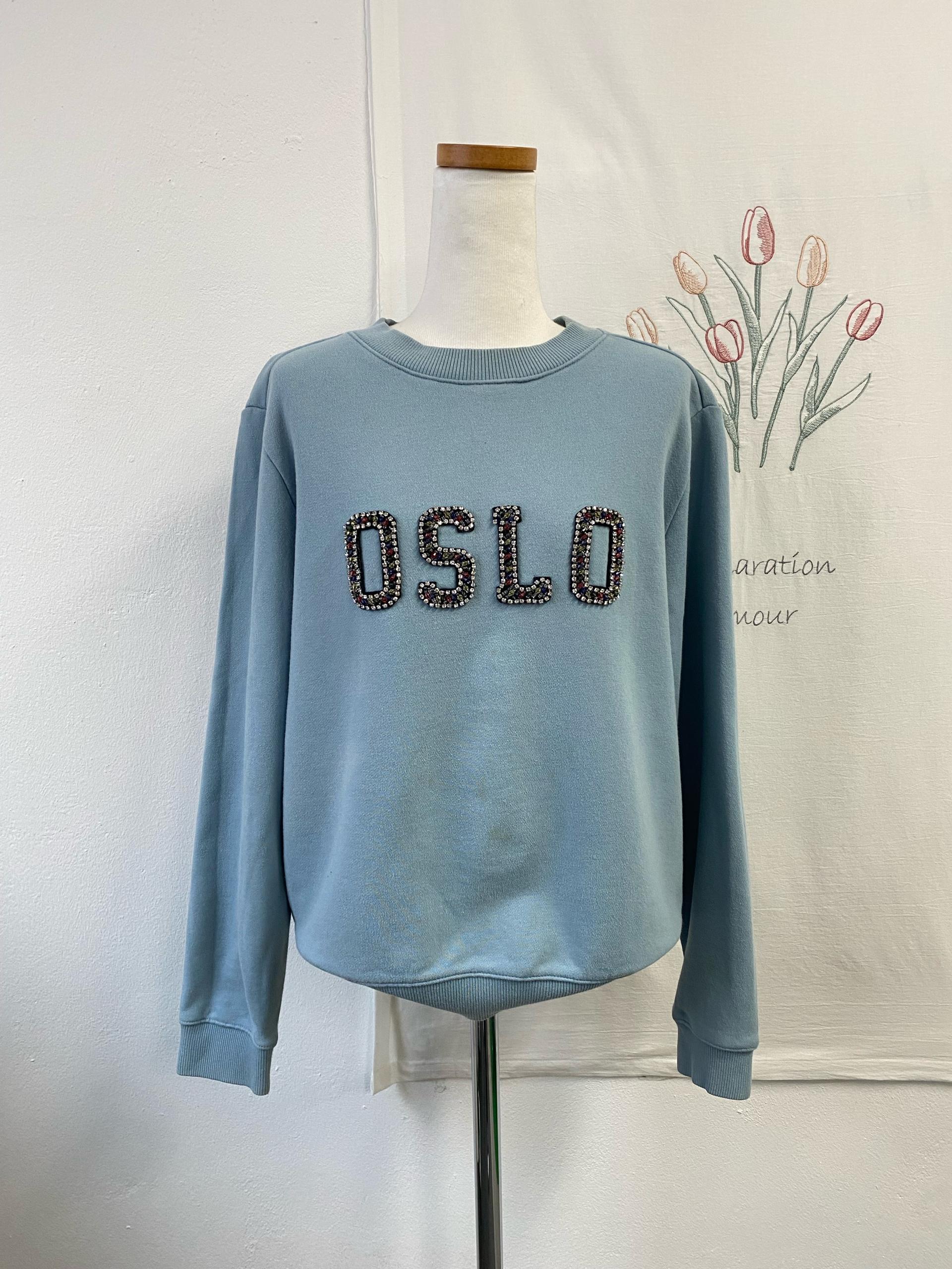 시에로 OSLO 큐빅자수 맨투맨 하늘색 3