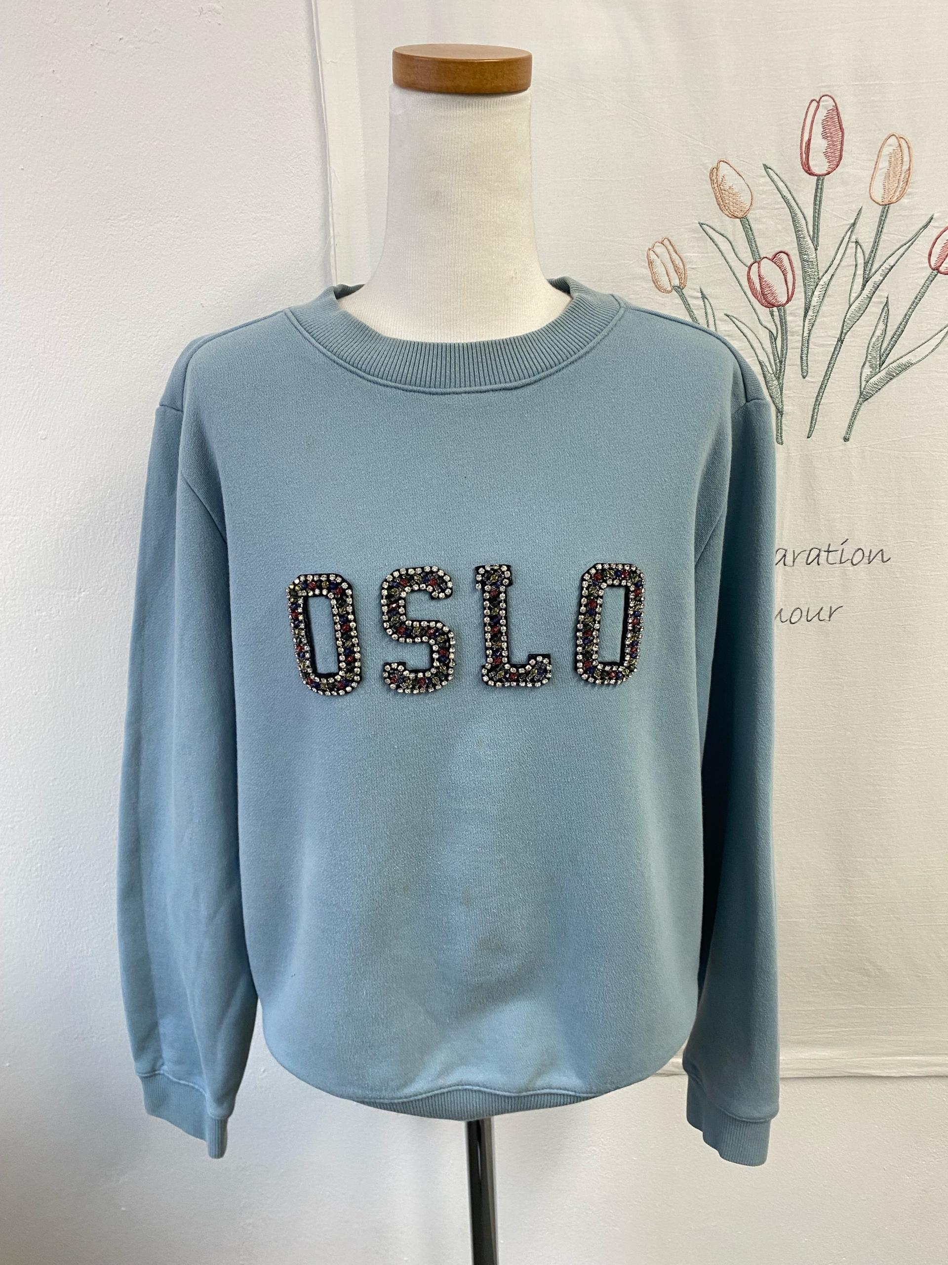시에로 OSLO 큐빅자수 맨투맨 하늘색 6