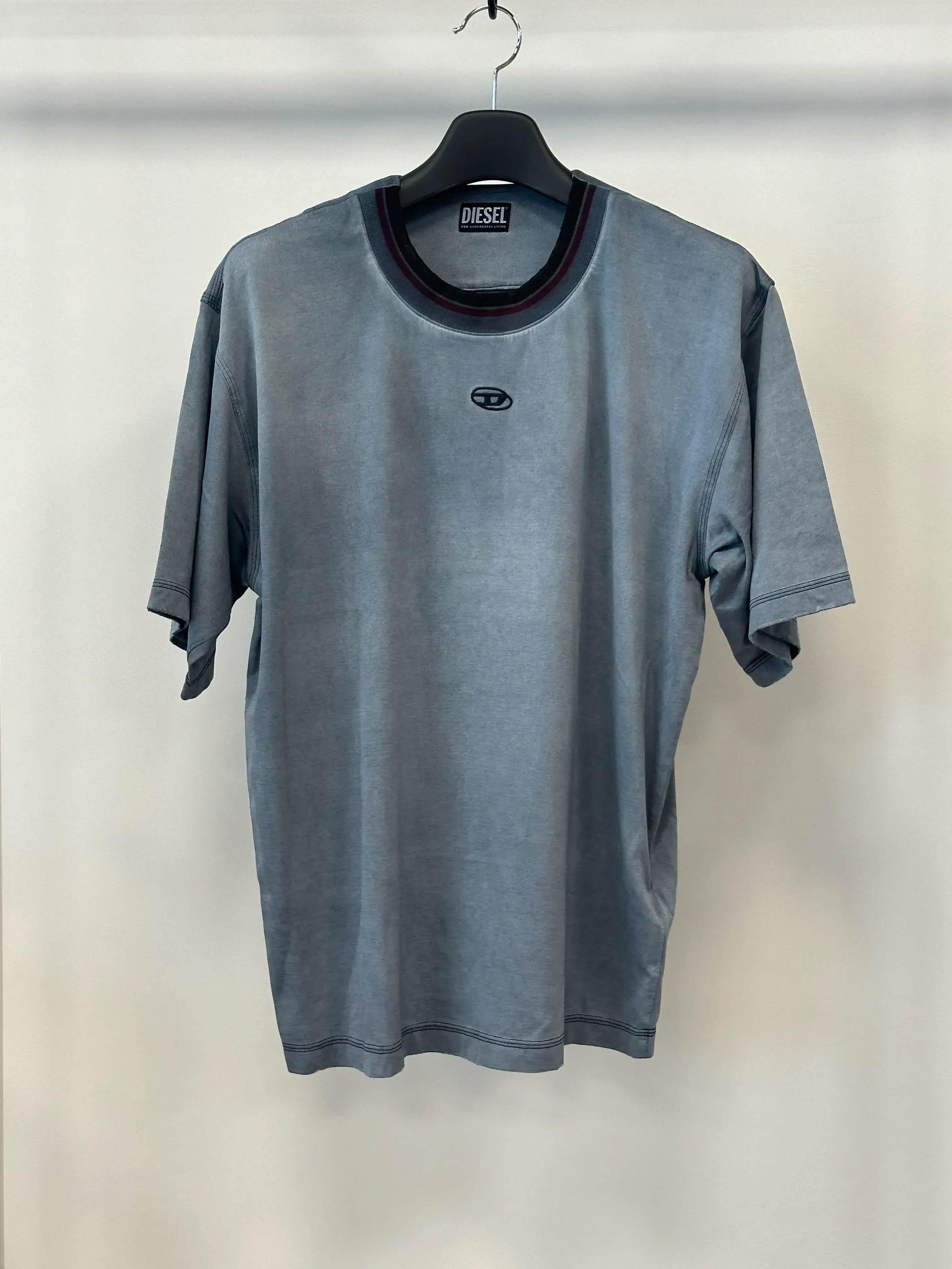 [80% 할인] DIESEL D로고 크루넥 오버핏 티셔츠 3