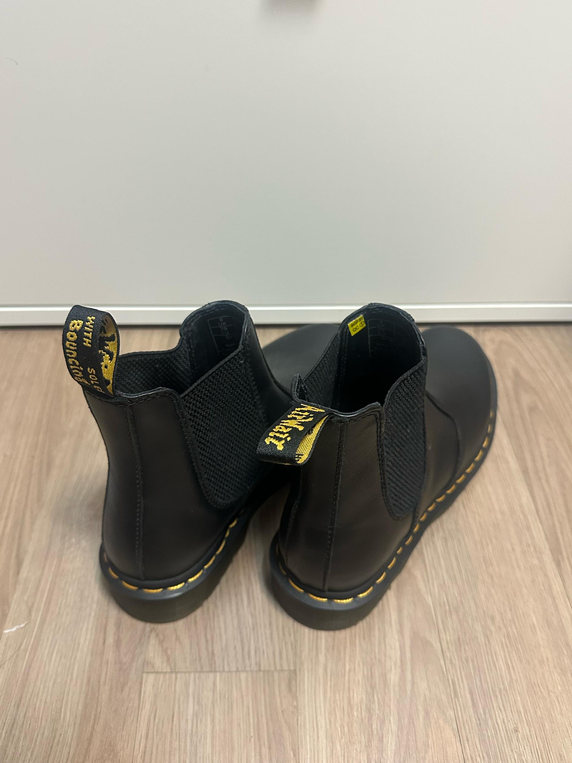 닥터마틴 2976 3