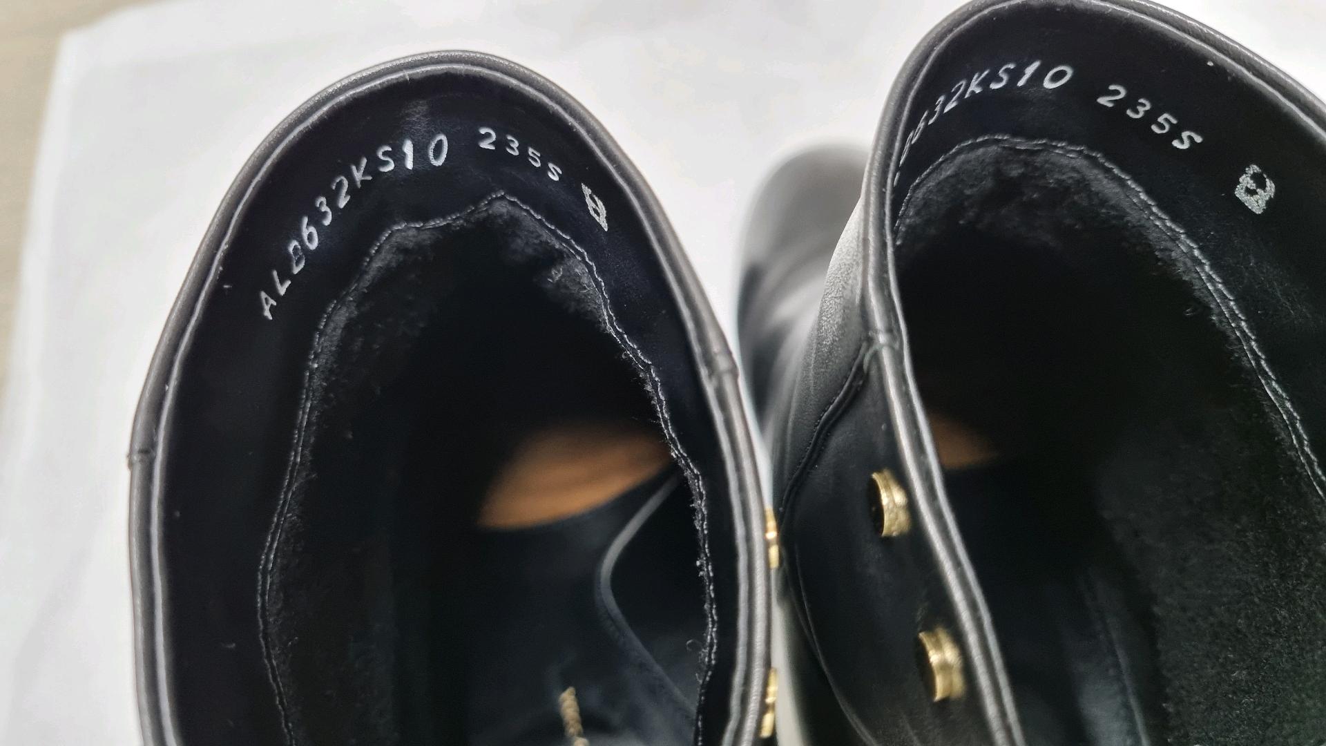 소다 앵클 부츠 블랙 8