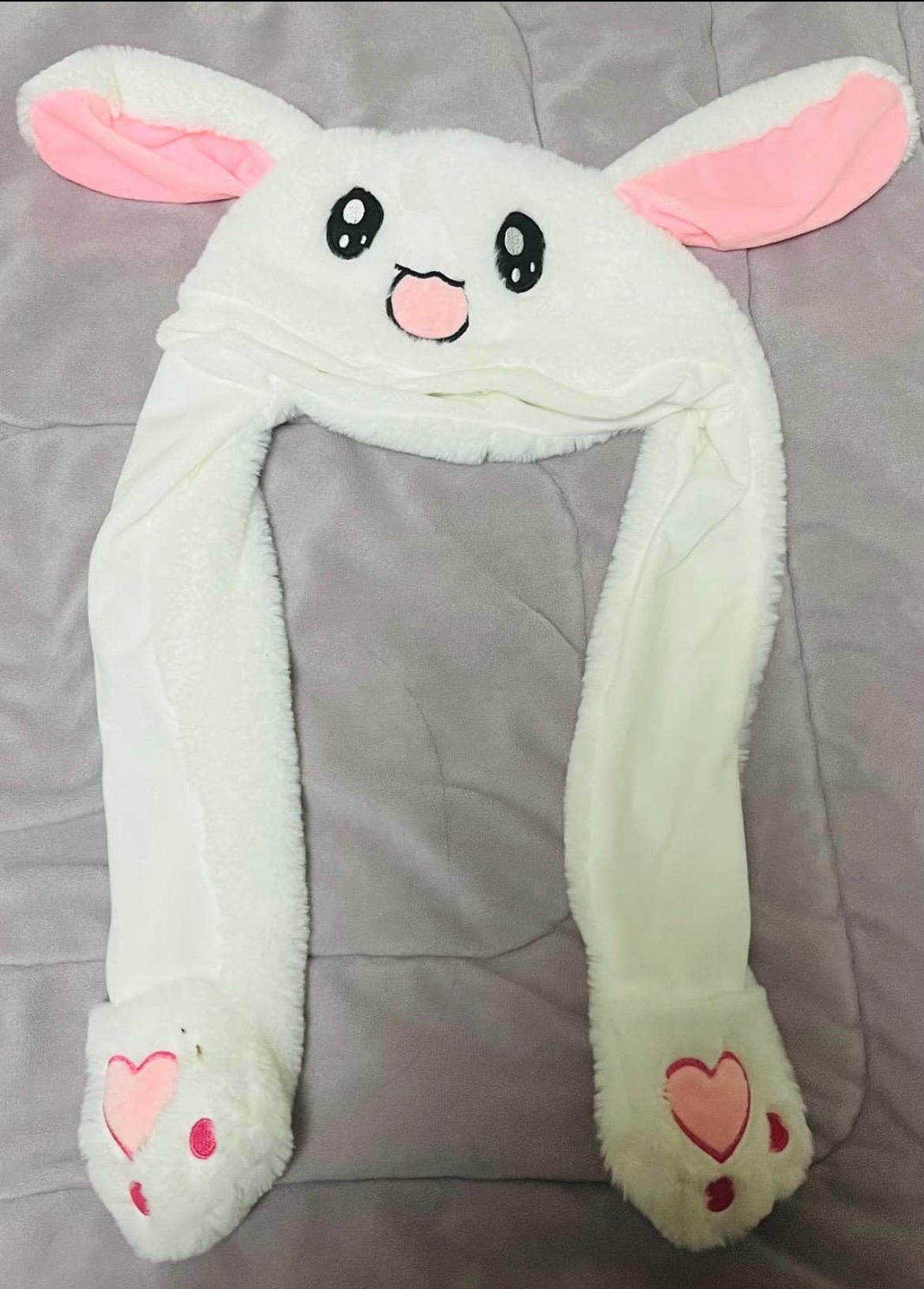 움직이는 토끼 귀 모자 2