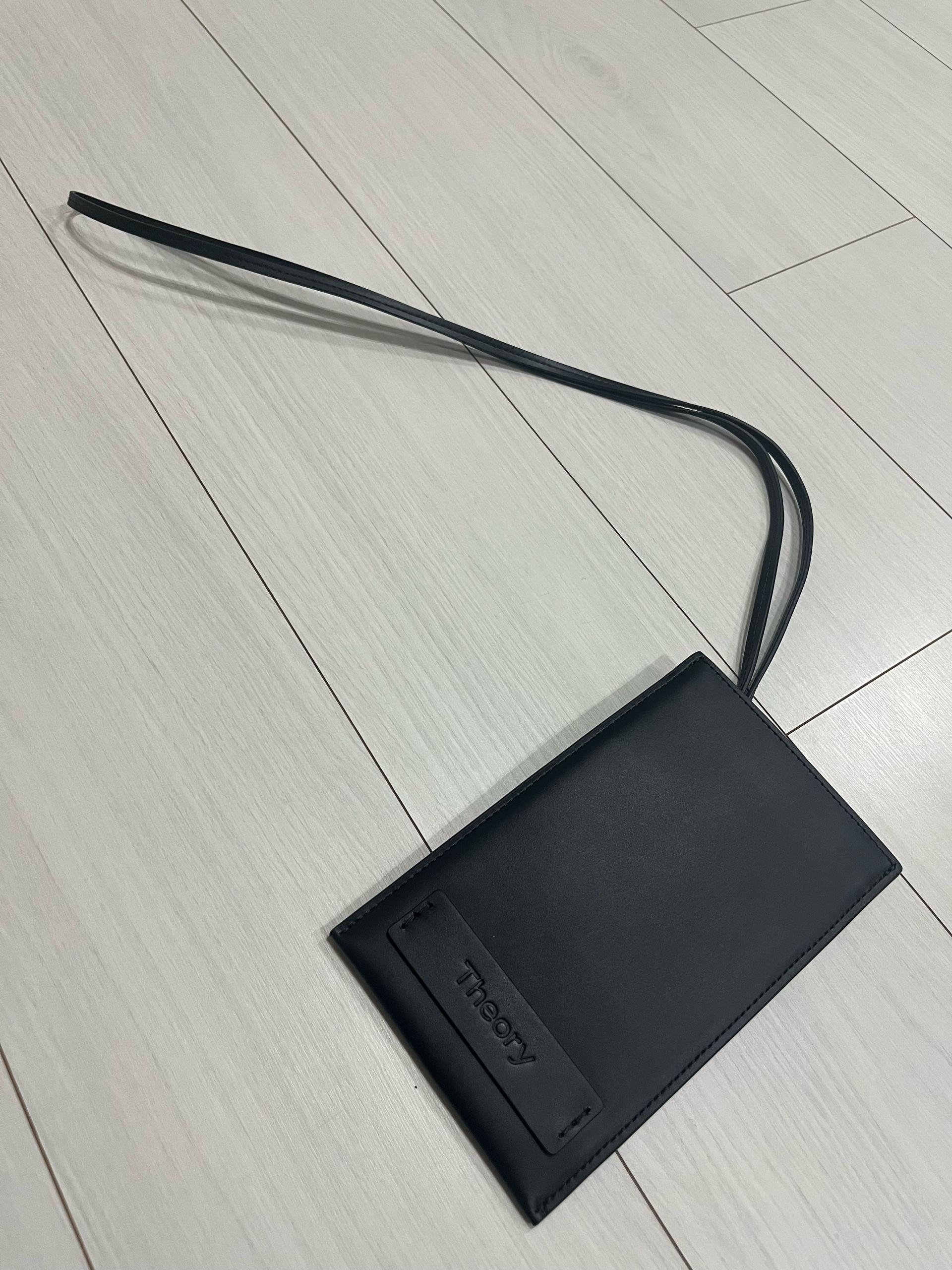 띠어리 네임홀더 2