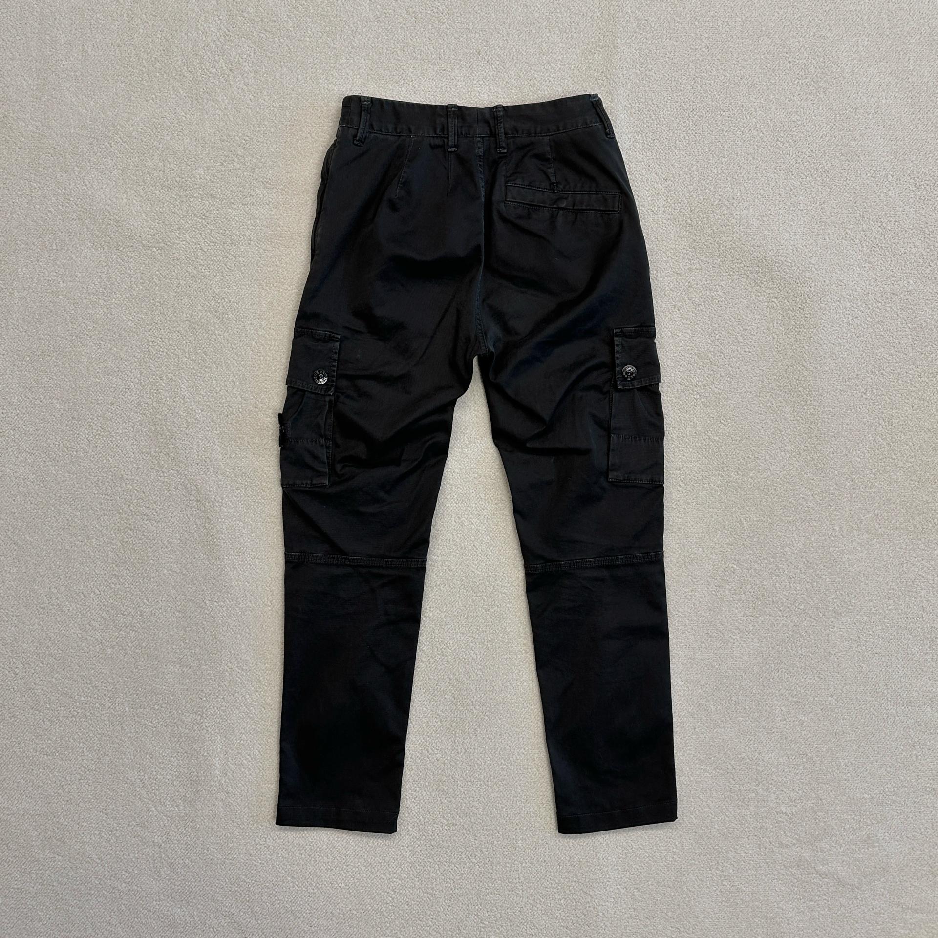 22FW 스톤 아일랜드 컴퍼스 패치 카고 팬츠 3