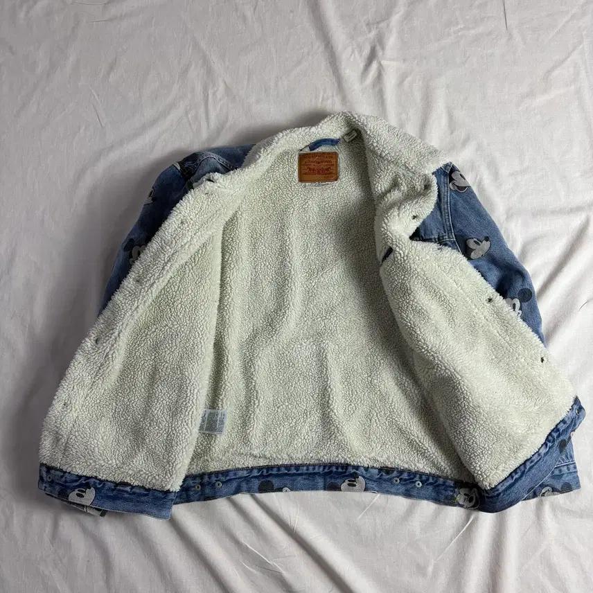 Levis x Disney 리바이스 미키마우스 쉐르파 트러커 자켓 XXL 4