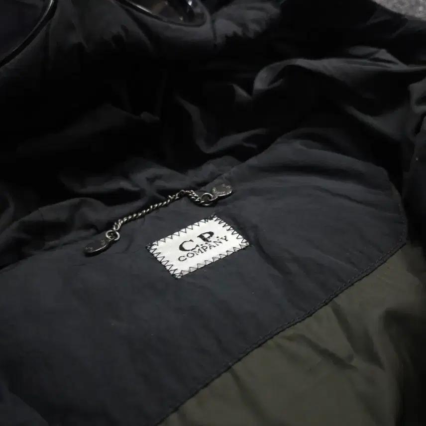 CP 컴퍼니 고글 후디 다운 푸퍼 패딩 (XL) 9