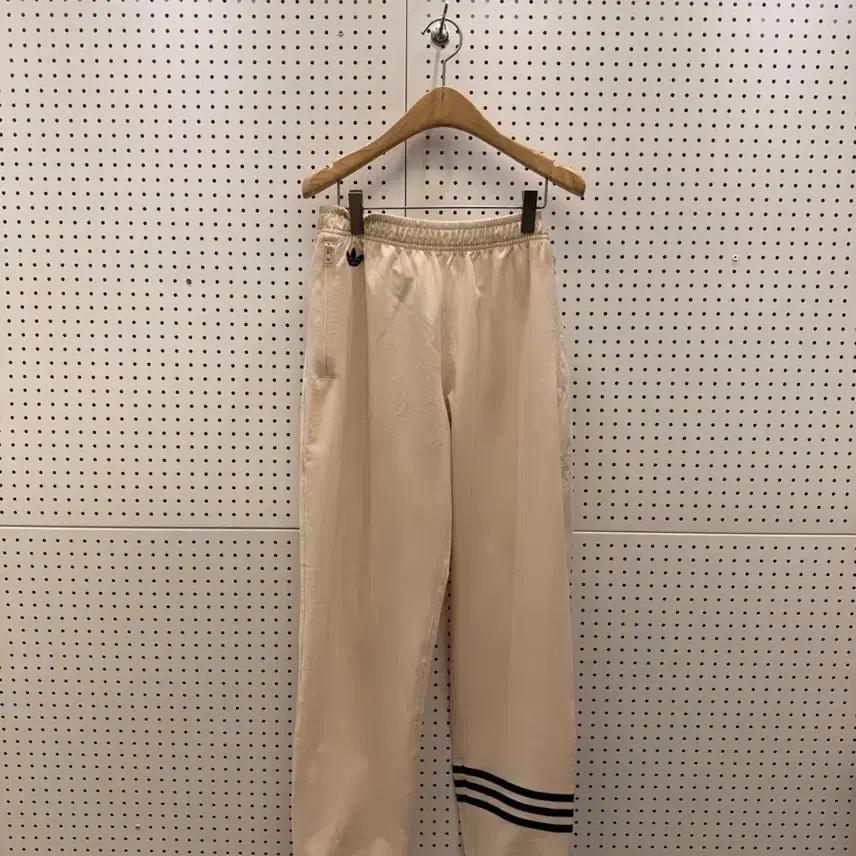 디다스 오리지널스 트레포일 조거 팬츠 U494 3