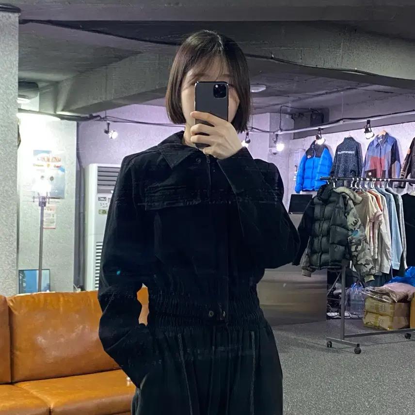 블랙업 미니멀 크롭 스웨이드 자켓 B3784 2