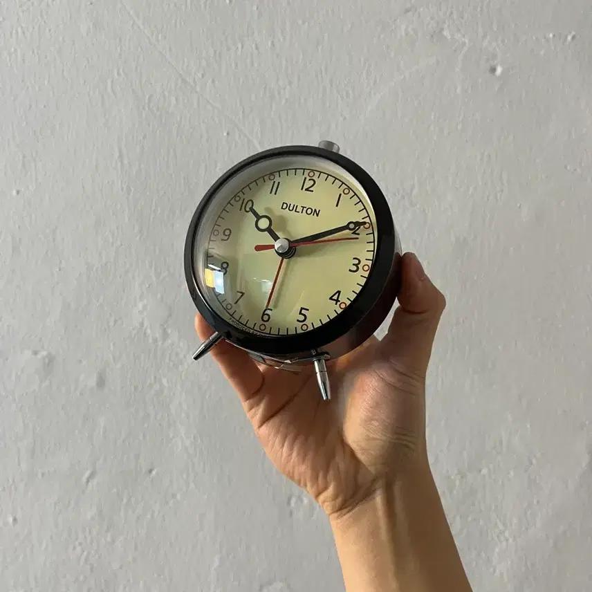 덜튼 alarm clock 5