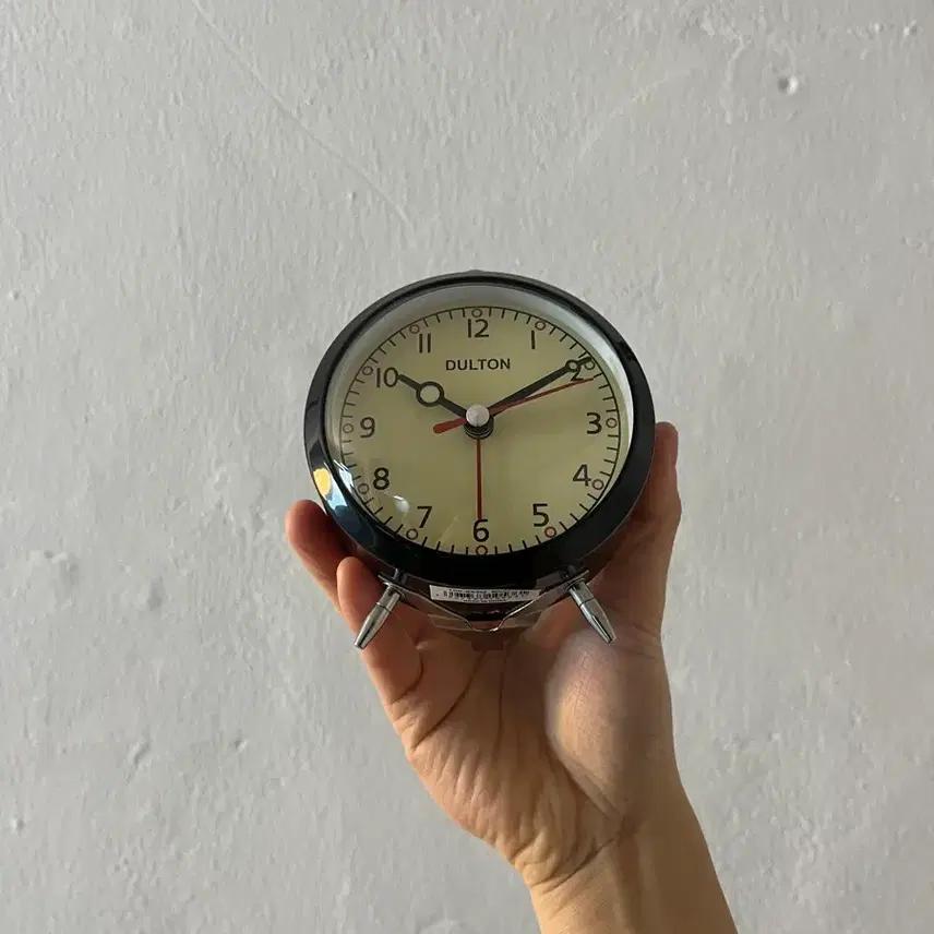 덜튼 alarm clock 6