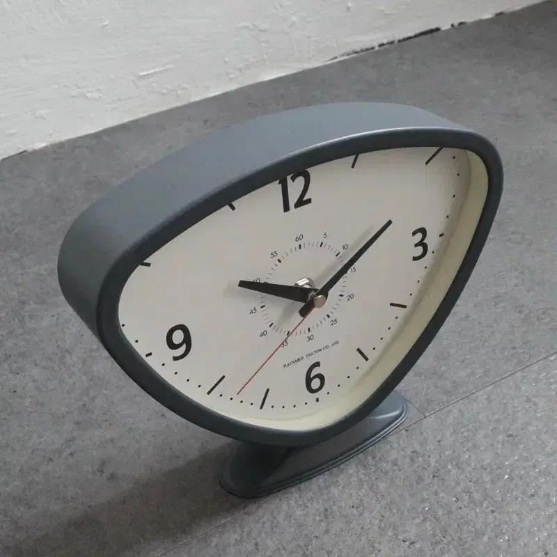 덜튼 rainard clock 6