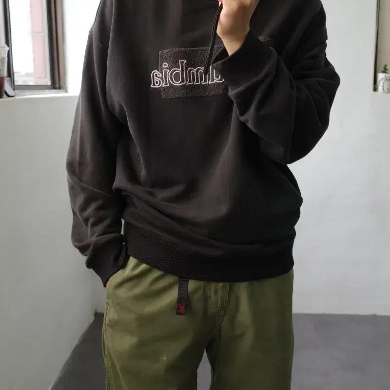 컬럼비아 스웻셔츠 2