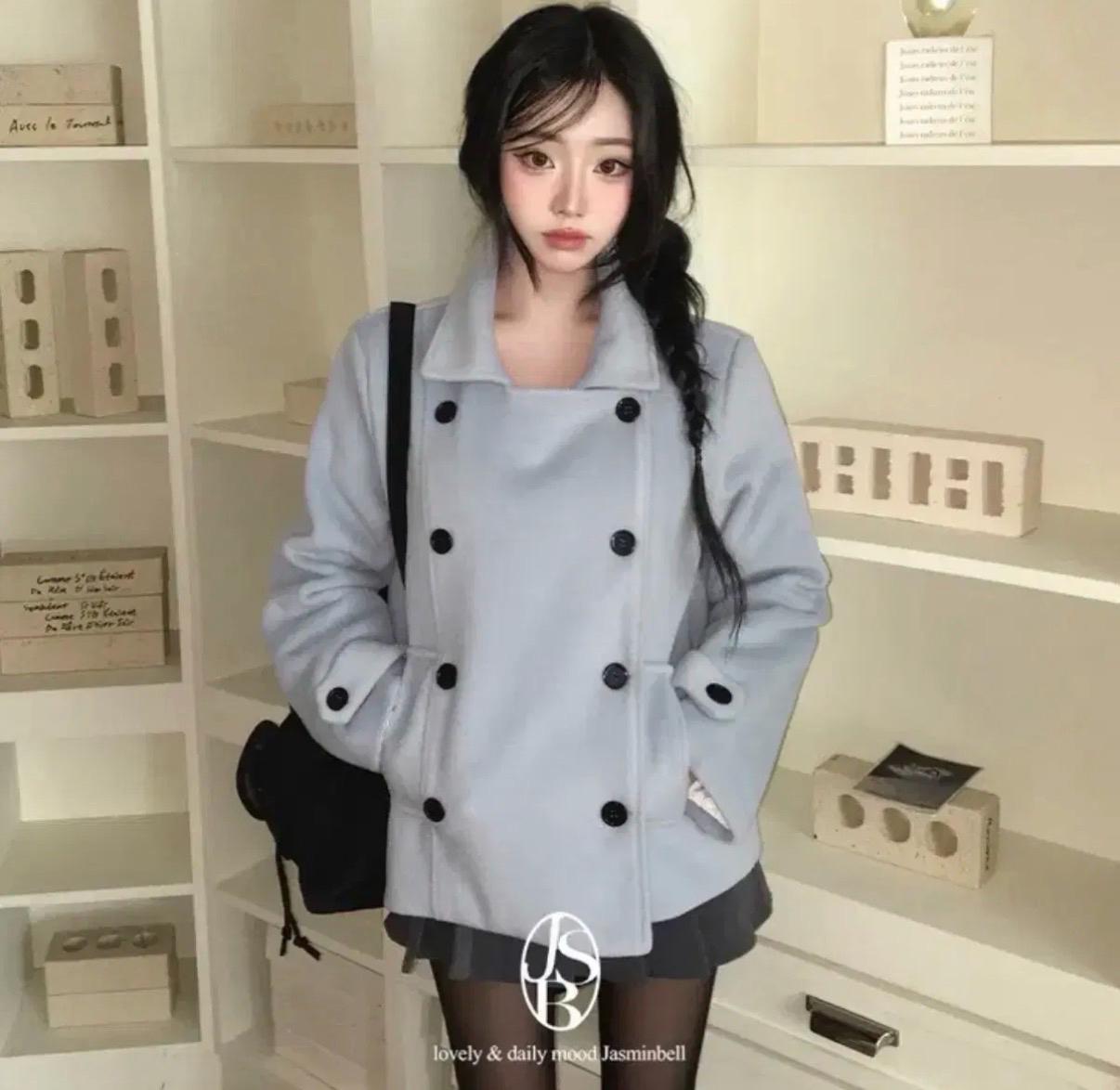 소라색 숏코트 2