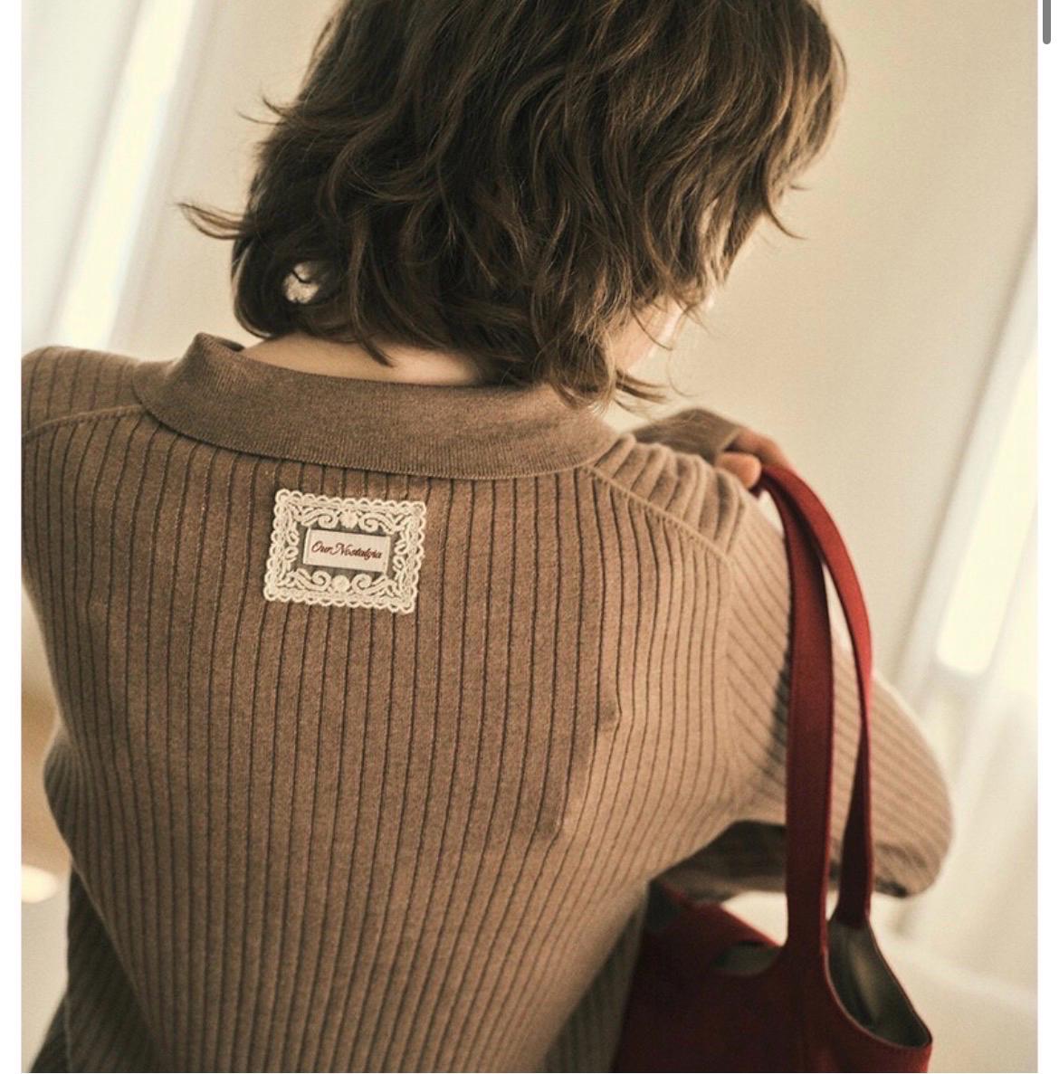 아우어노스텔지아 카라니트 Deer ribbed collar knit_Hazelnut 4