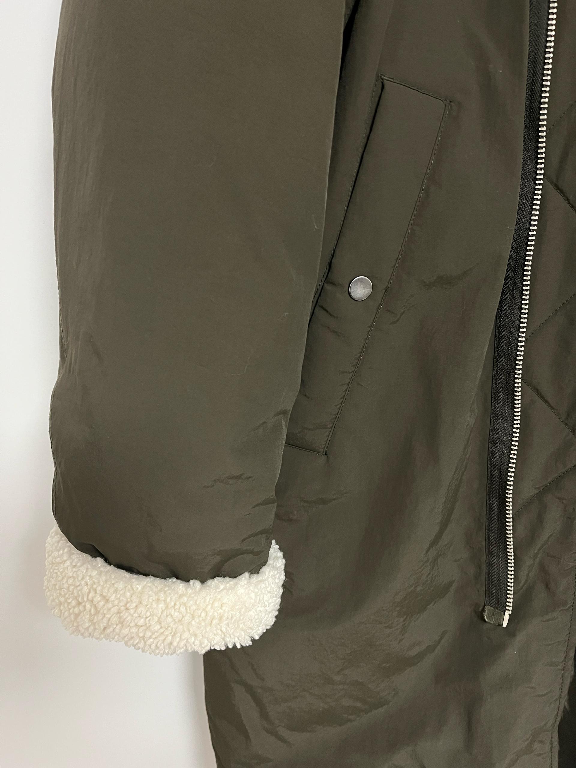 에잇세컨즈 부클 카라 카키 패딩 M 8