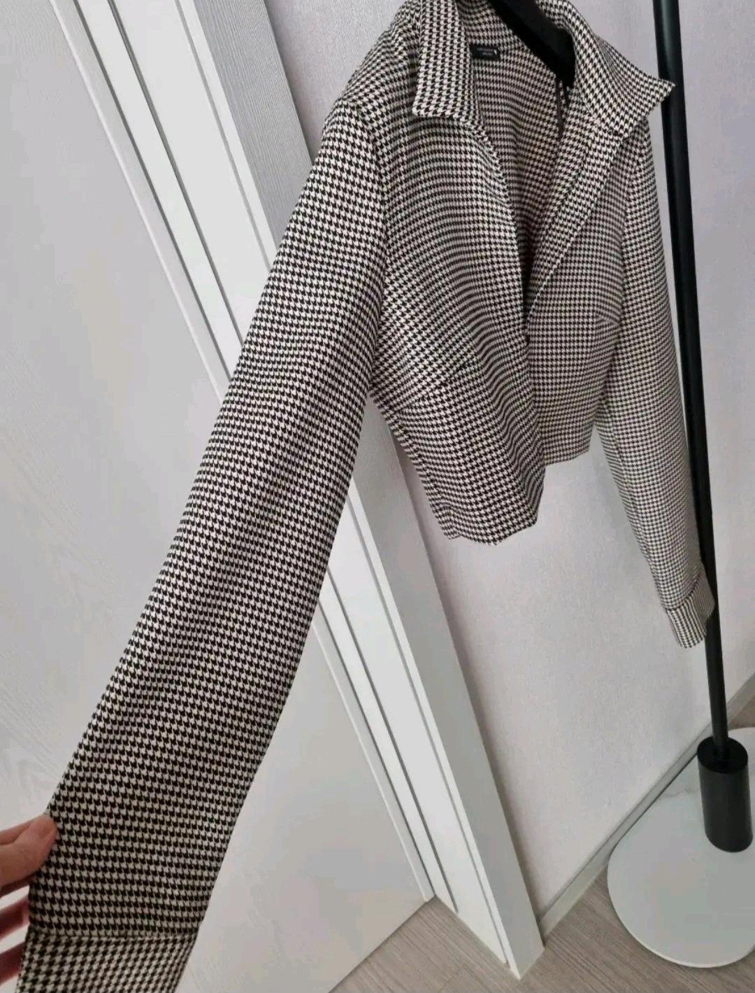 ZARA 하운드투스 크롭자켓 M 5