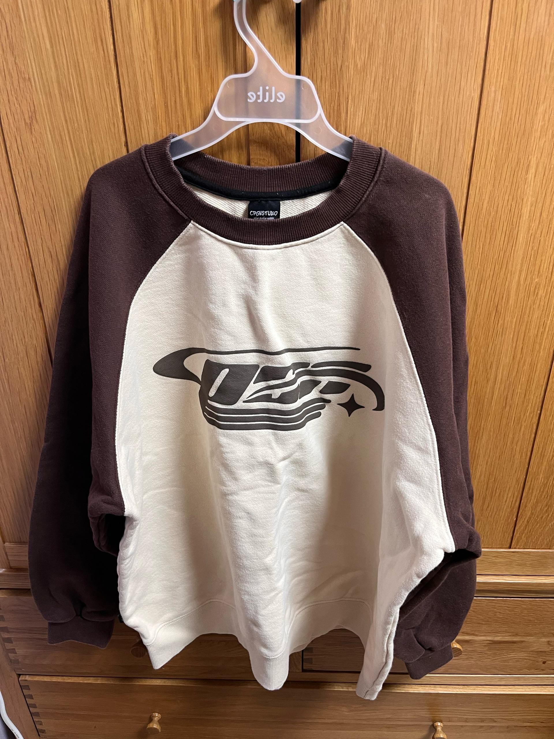 꼼파뇨 맨투맨 2