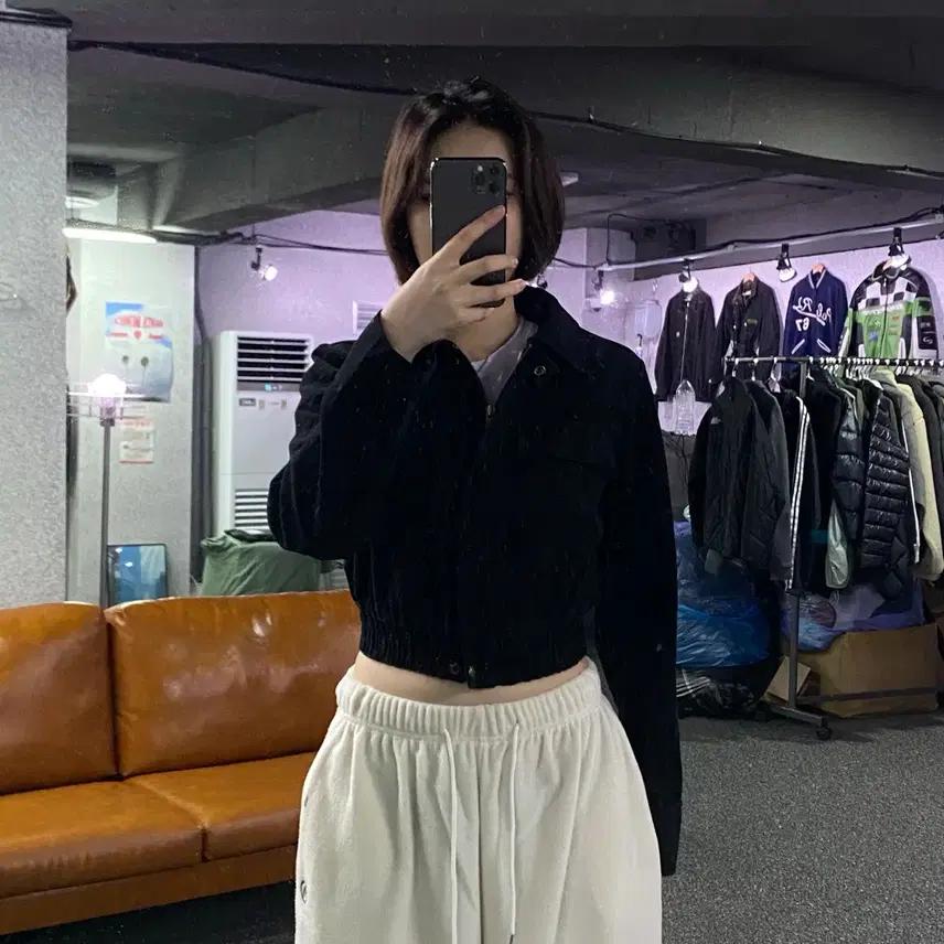 블랙업 크롭 트러커 자컷 B2802 2