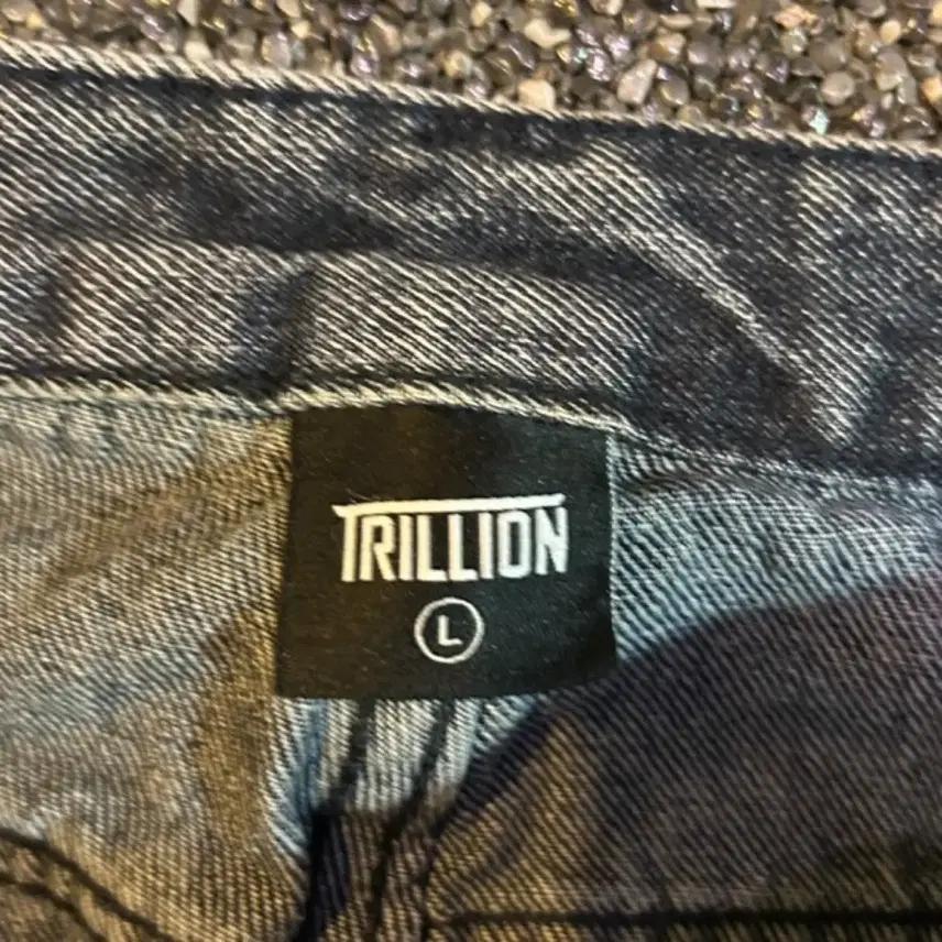 Trillion 워싱 투포켓 와이드 데님 팬츠 4